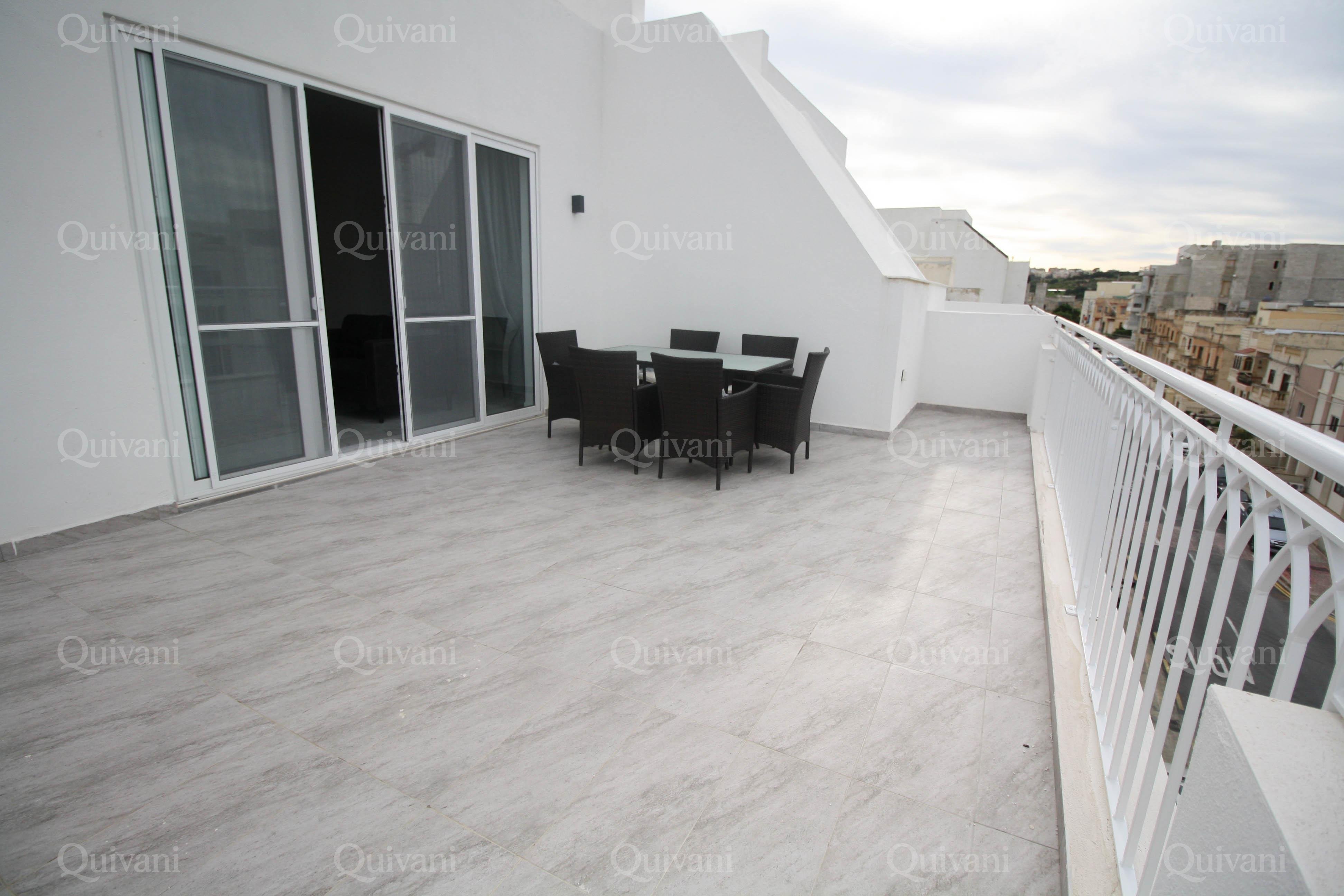 Swieqi, Furnished Penthouse