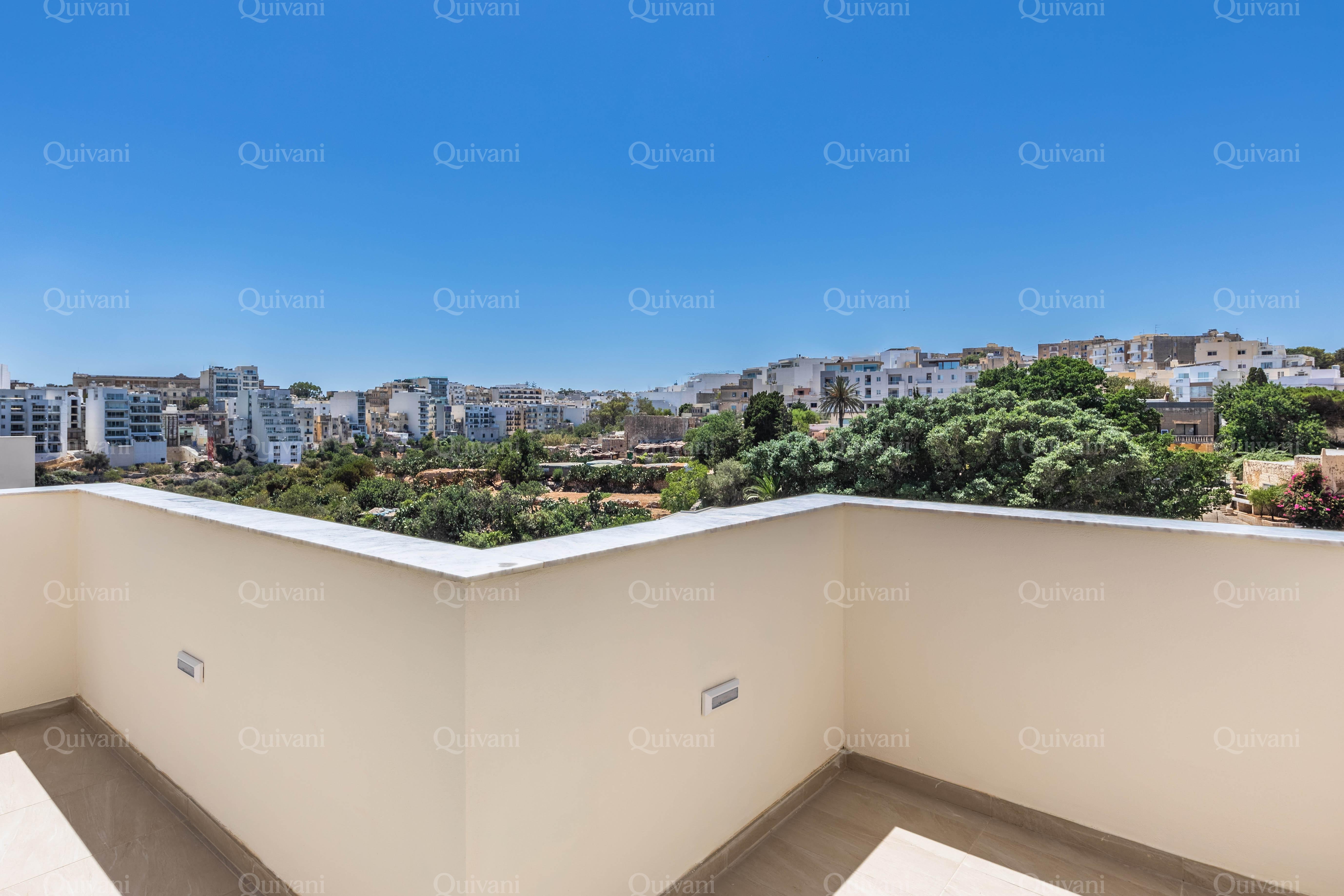 St Julians, Furnished Penthouse