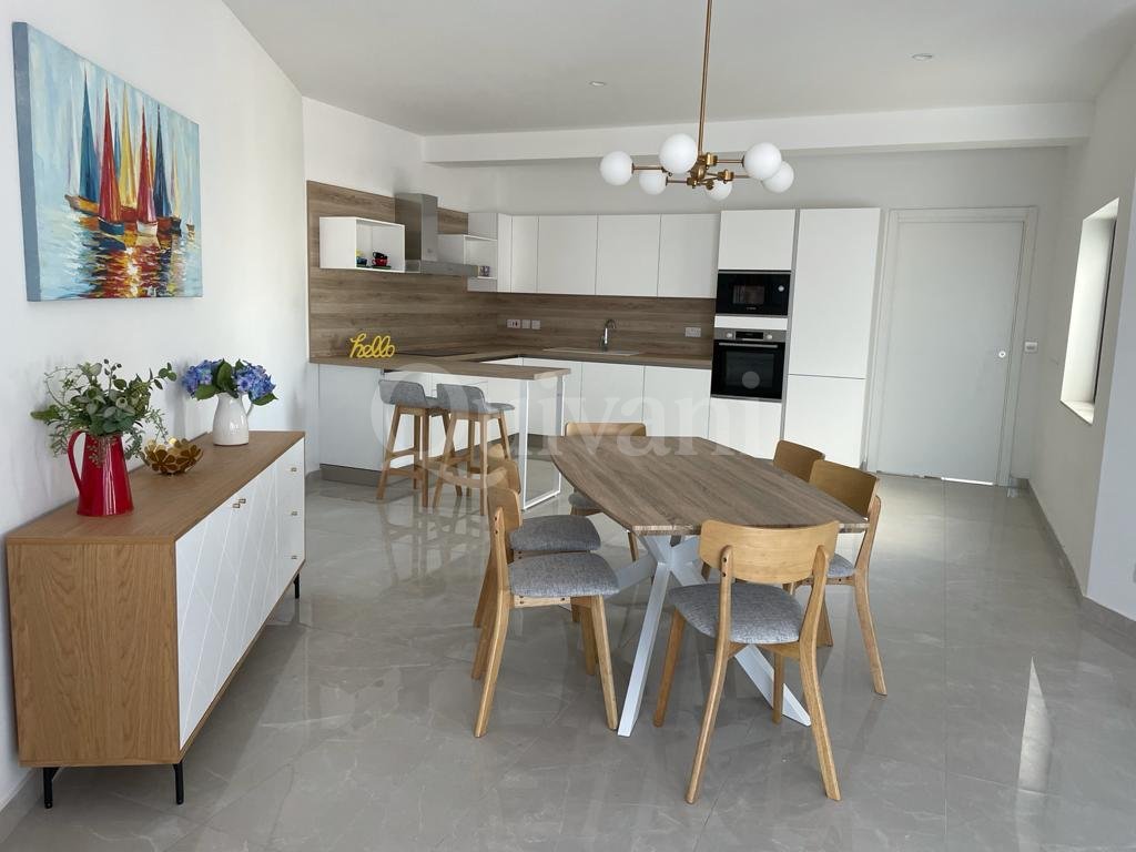 Qawra, Furnished Penthouse