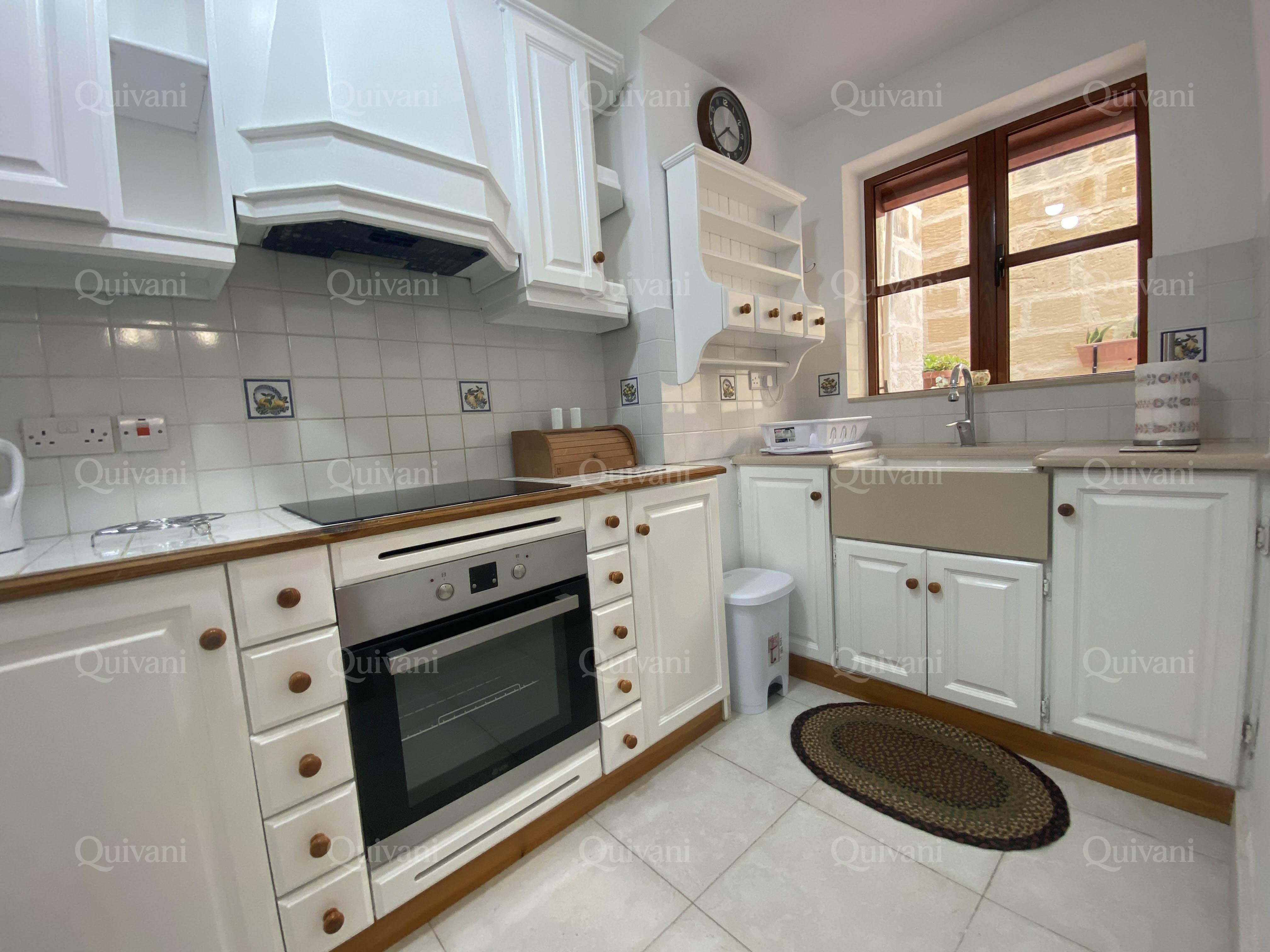 Sliema, Furnished Town House