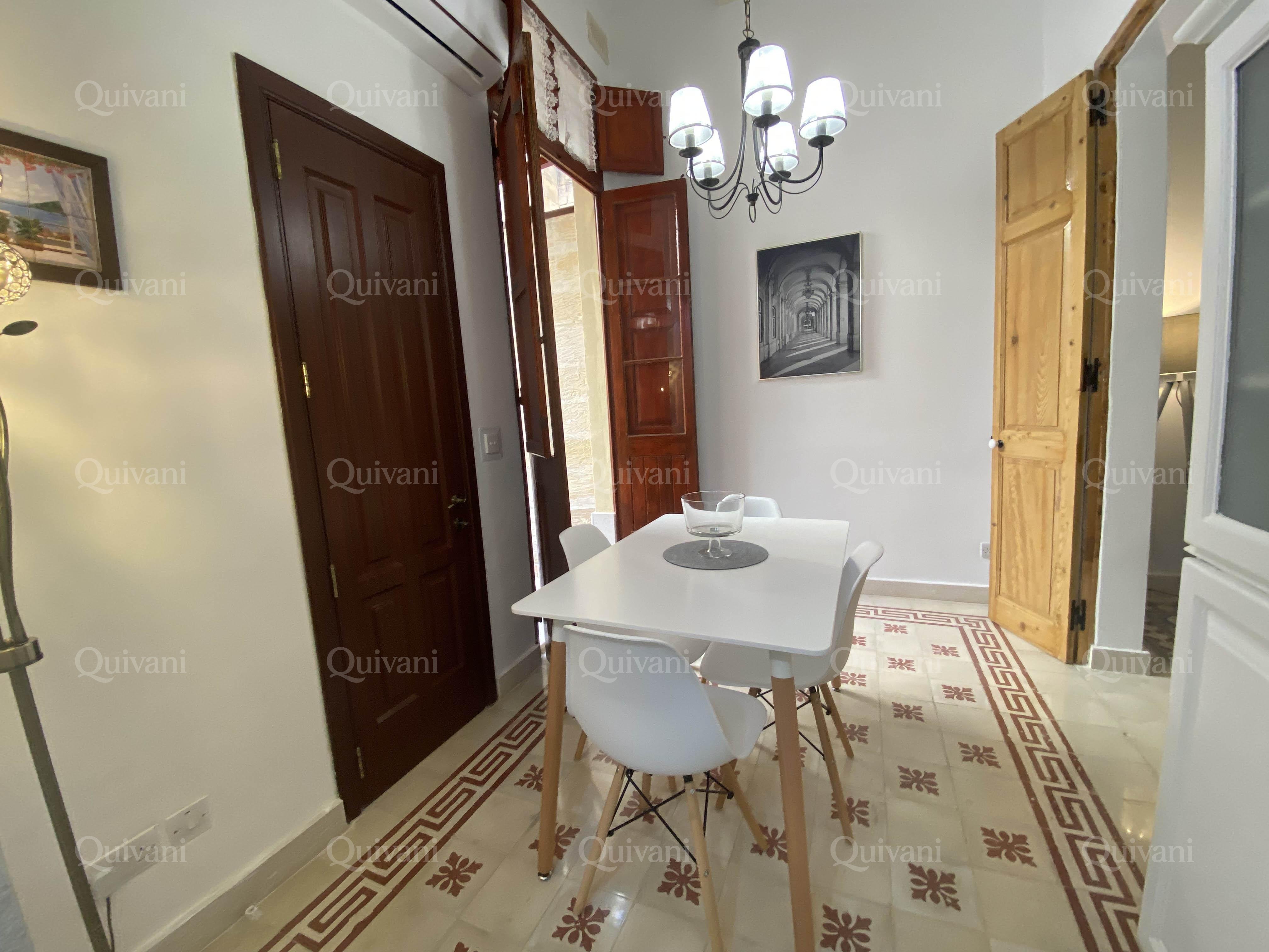 Sliema, Furnished Town House