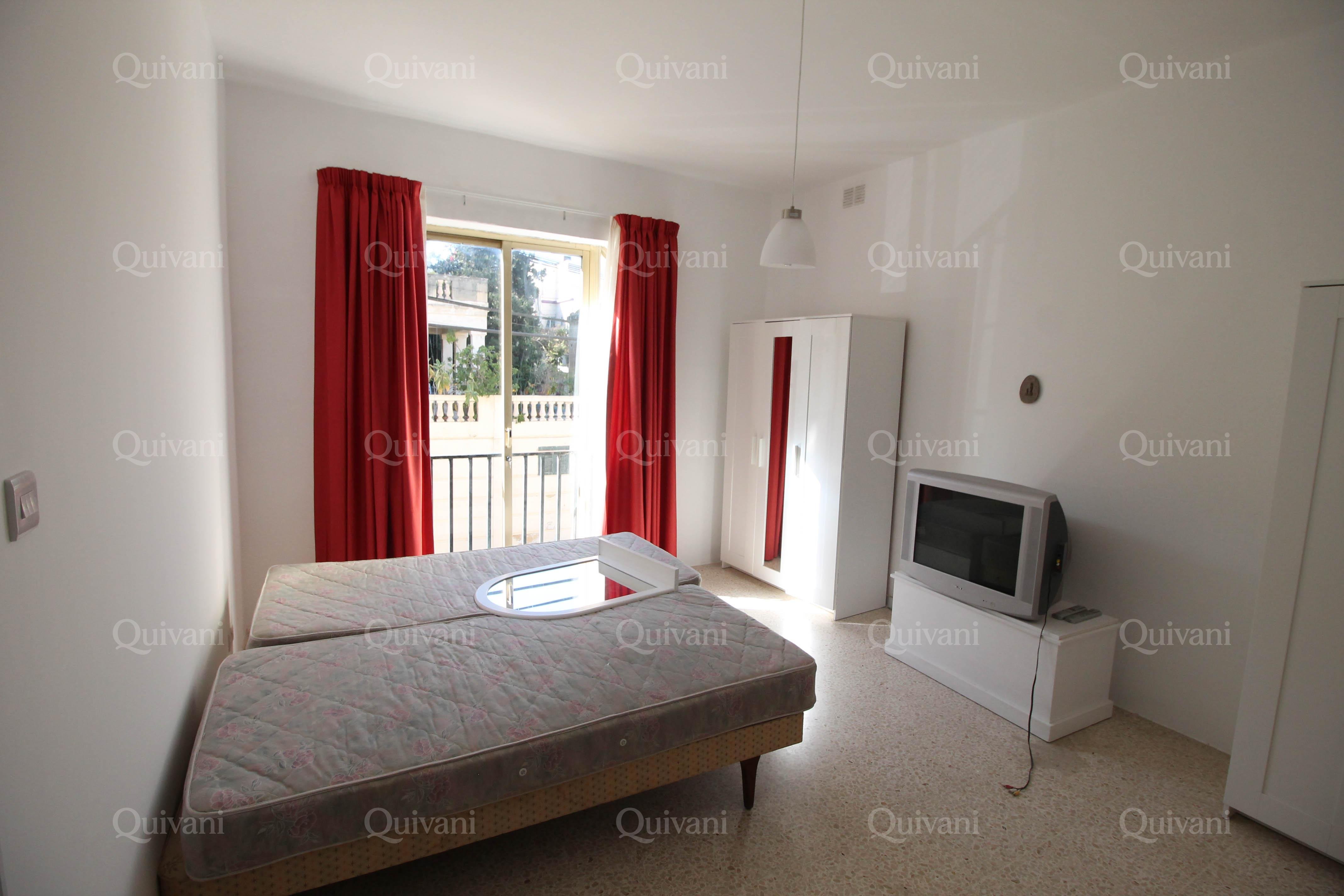 Ta'' Xbiex, Furnished Semi-detached Villa