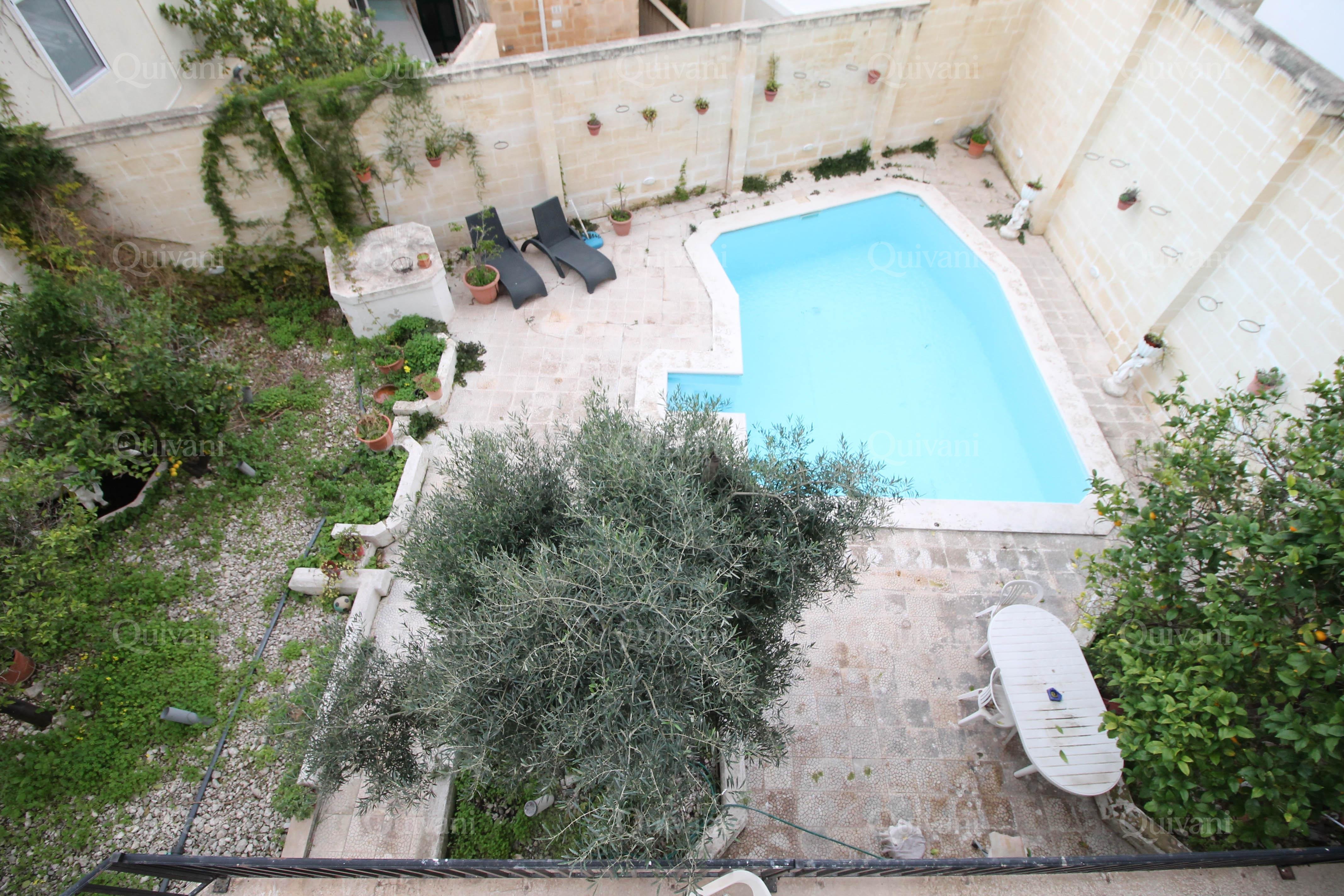 Ta'' Xbiex, Furnished Semi-detached Villa