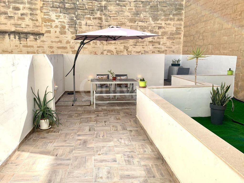 Sliema, Furnished Penthouse