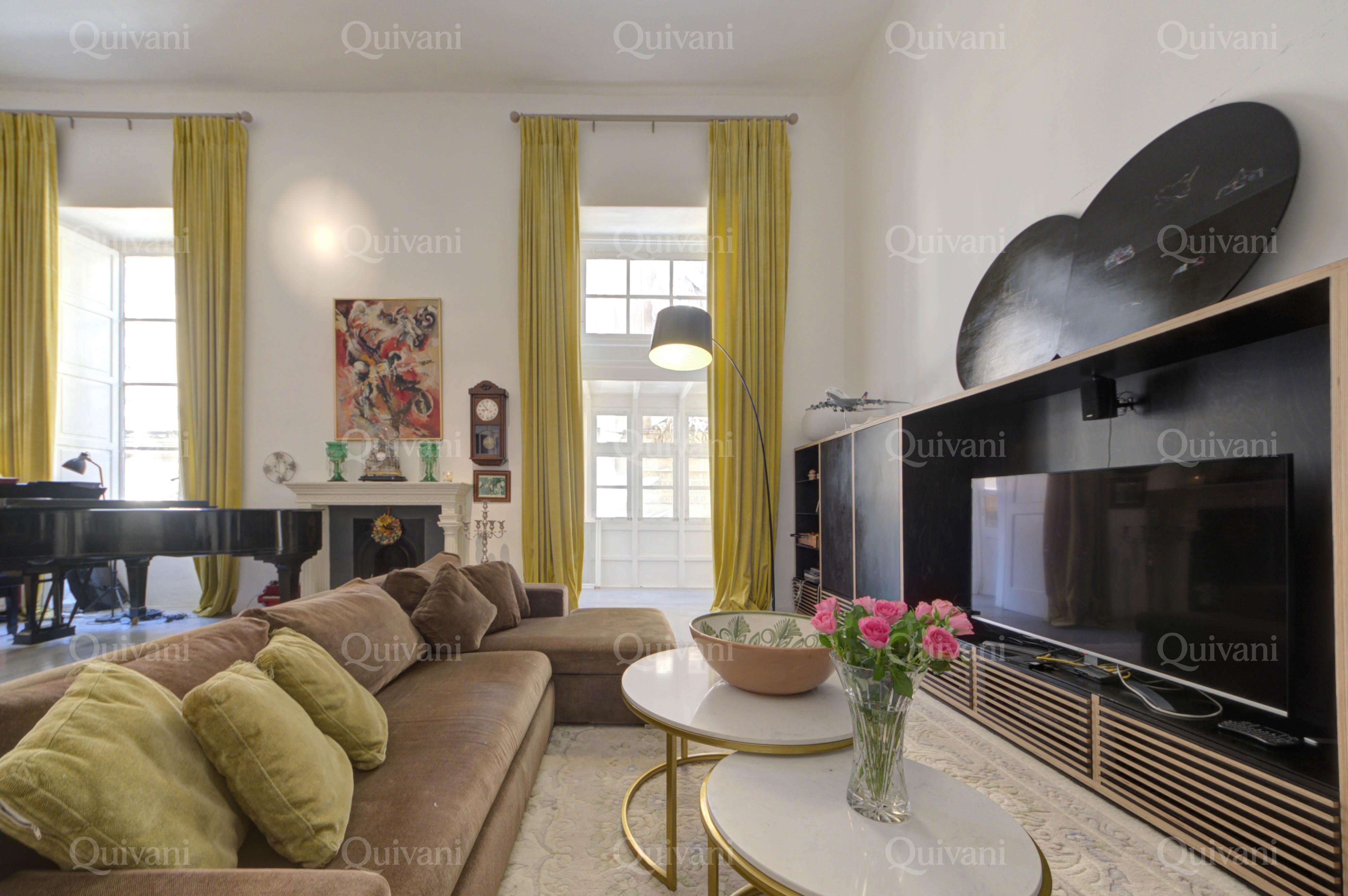 Valletta, Furnished Palazzo