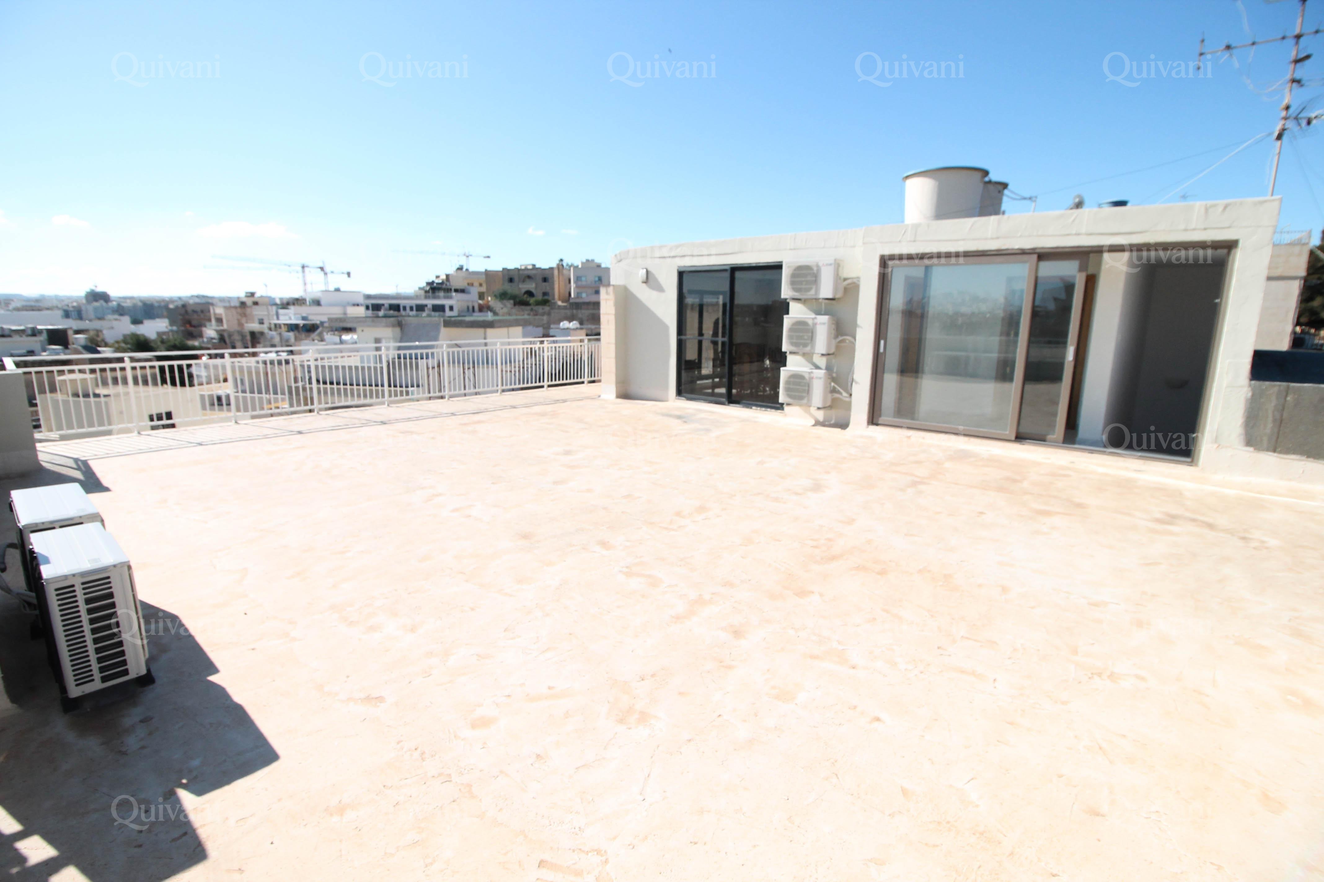 Gzira, Furnished Apartment
