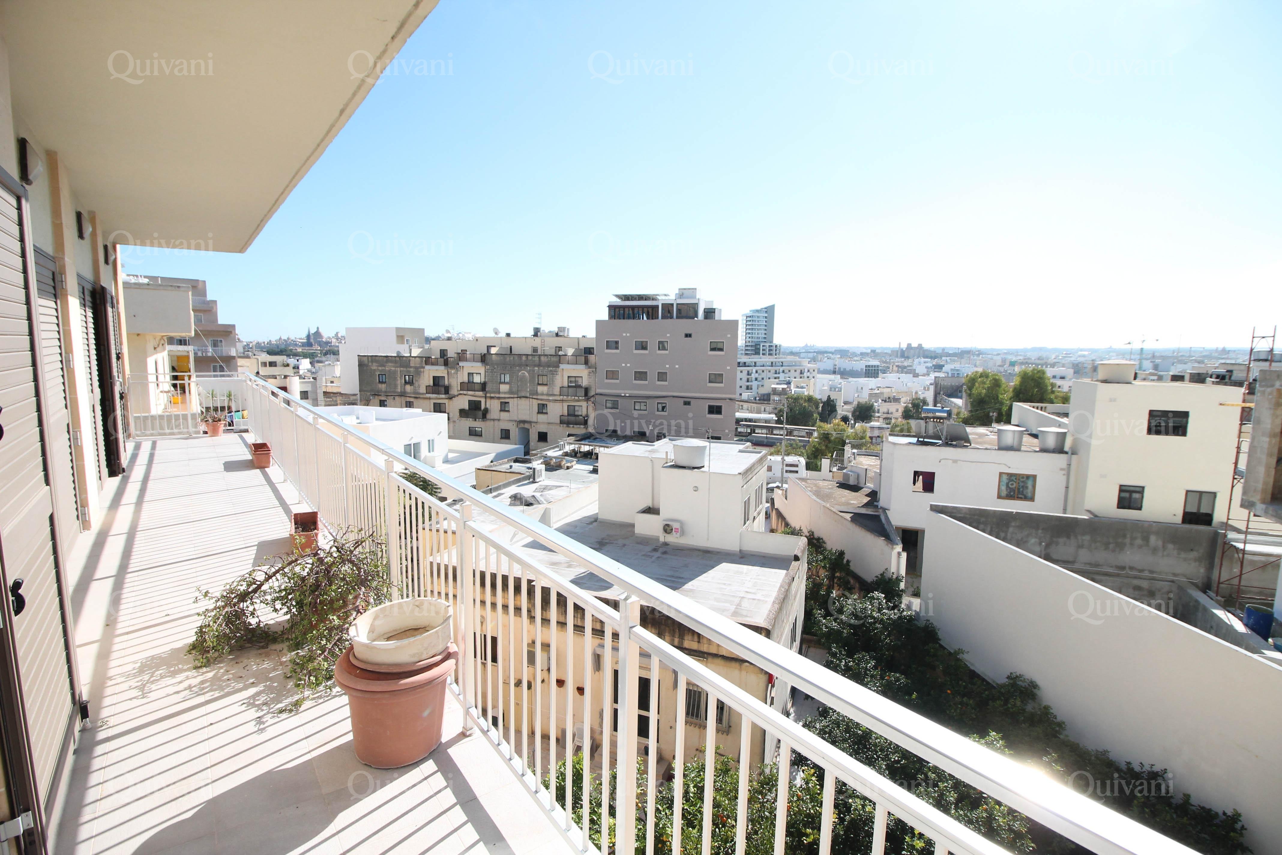 Gzira, Furnished Apartment