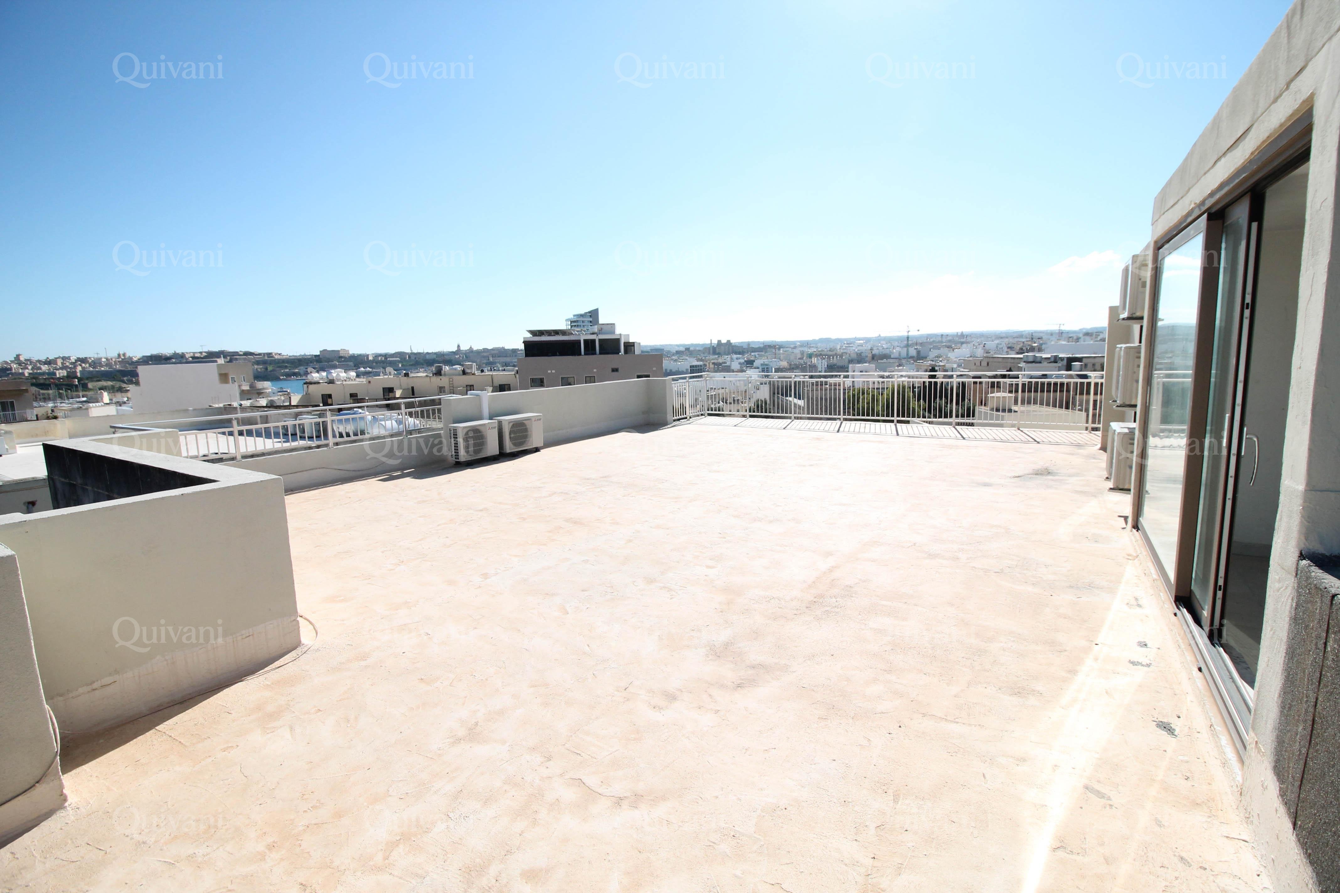 Gzira, Furnished Apartment