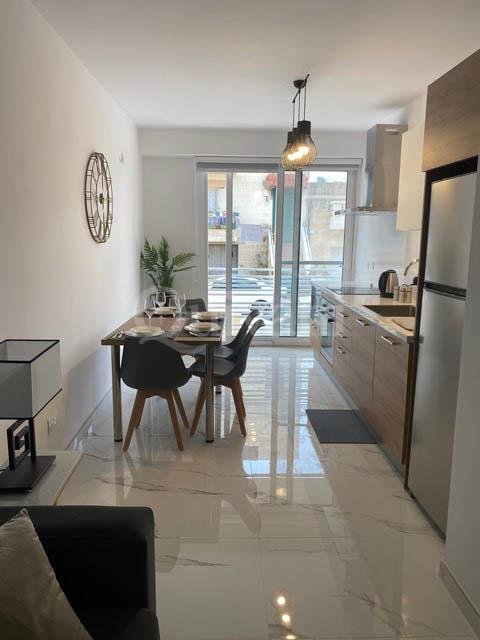 Bahar ic-Caghaq, Furnished Apartment