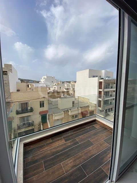 Bahar ic-Caghaq, Furnished Apartment