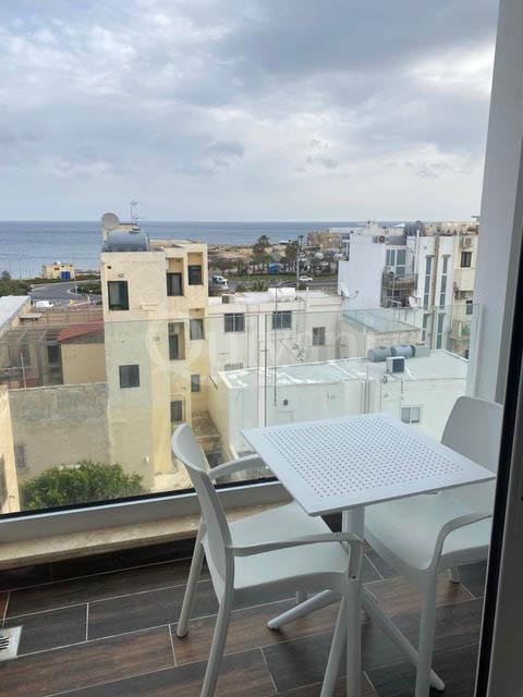 Bahar ic-Caghaq, Furnished Apartment