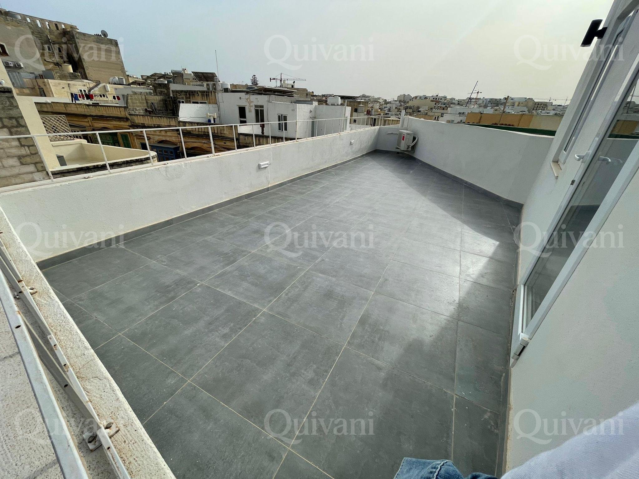 Sliema, Furnished Duplex Penthouse