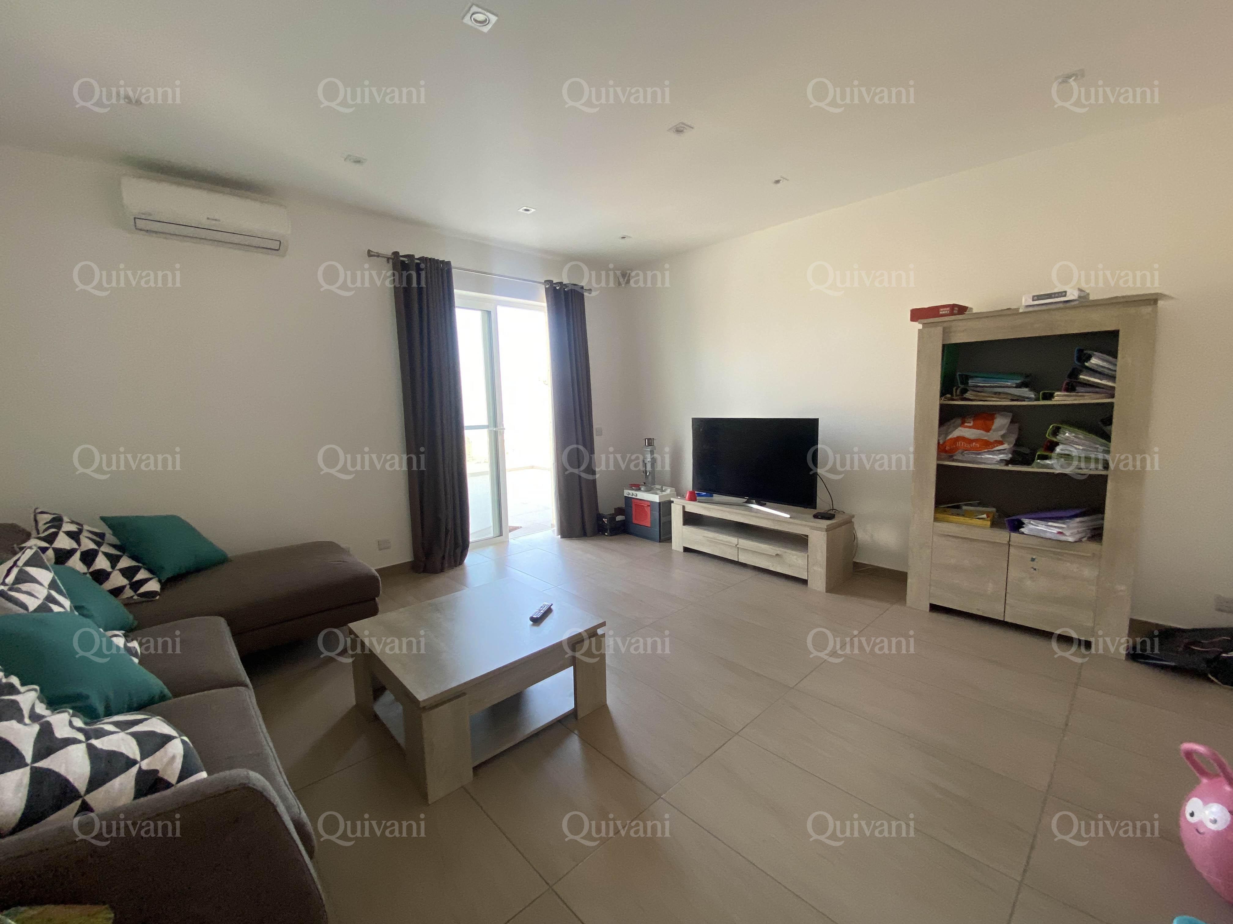 Madliena, Furnished Villa