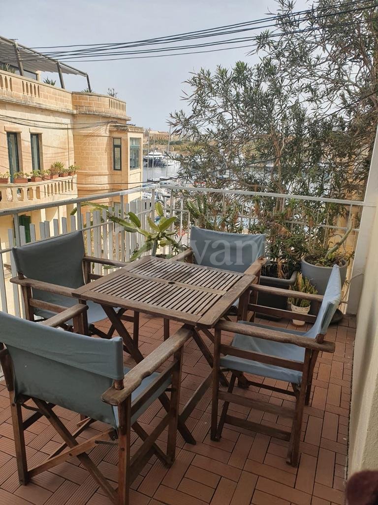 Ta'' Xbiex, Furnished Apartment