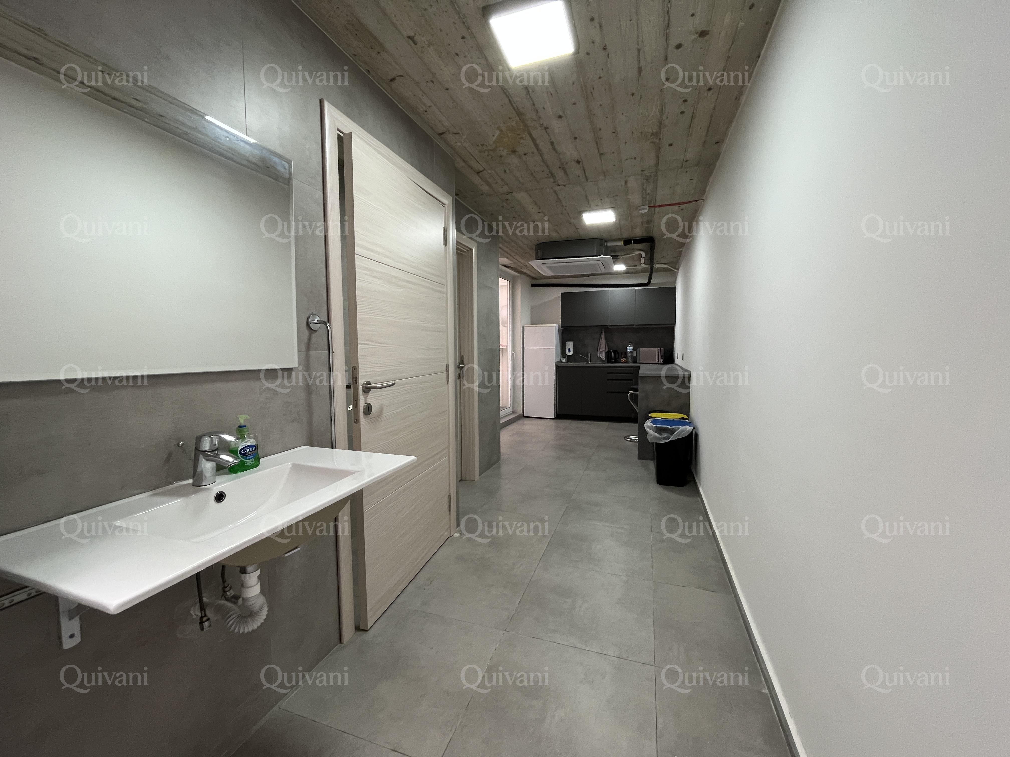 Gzira, Fully Equipped Office Block