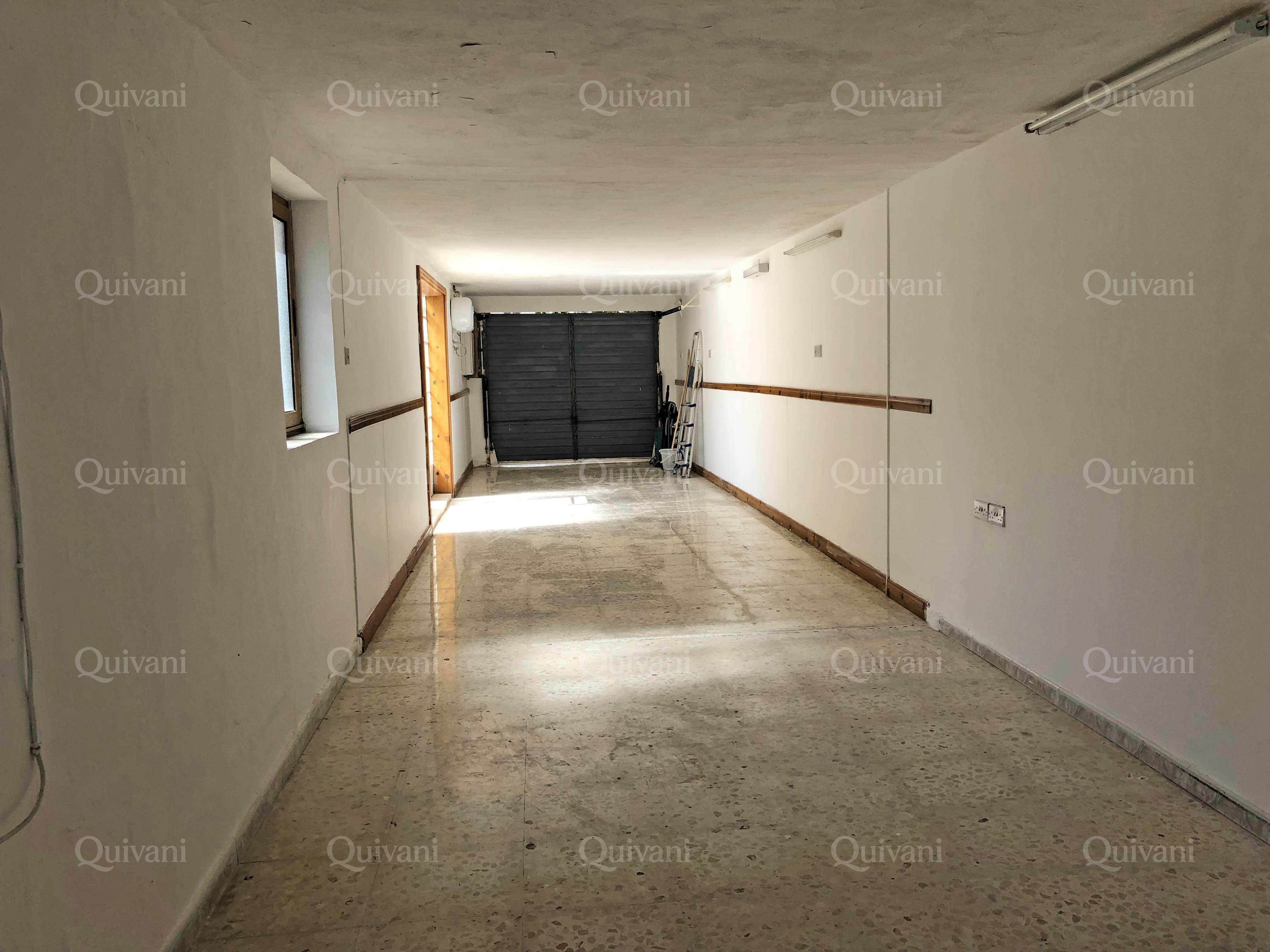 Mosta, Furnished Villa