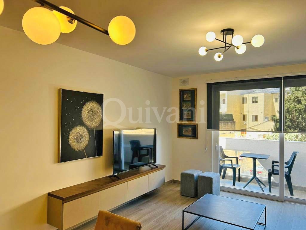 Ta'' Xbiex, Furnished Apartment