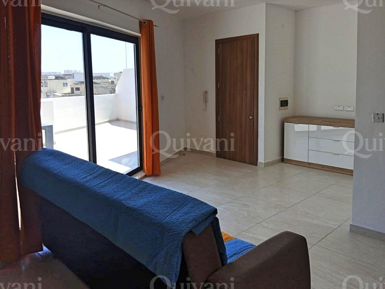 Zejtun, Furnished Penthouse