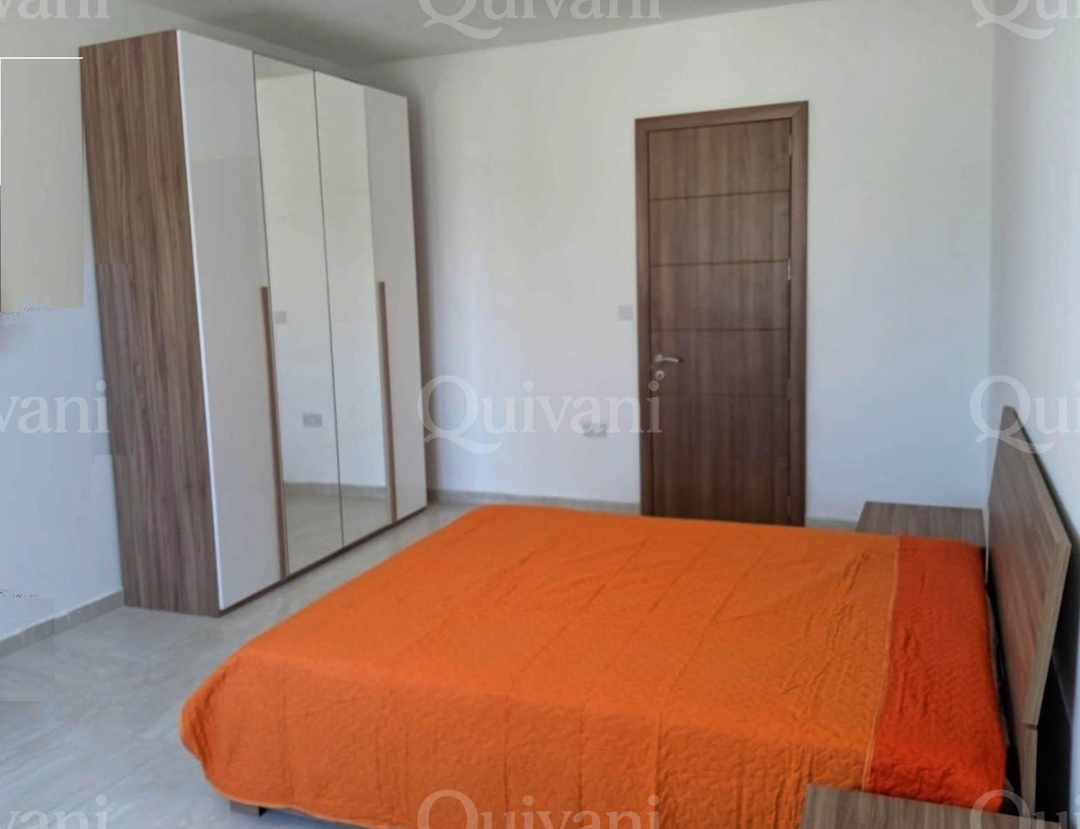 Zejtun, Furnished Penthouse