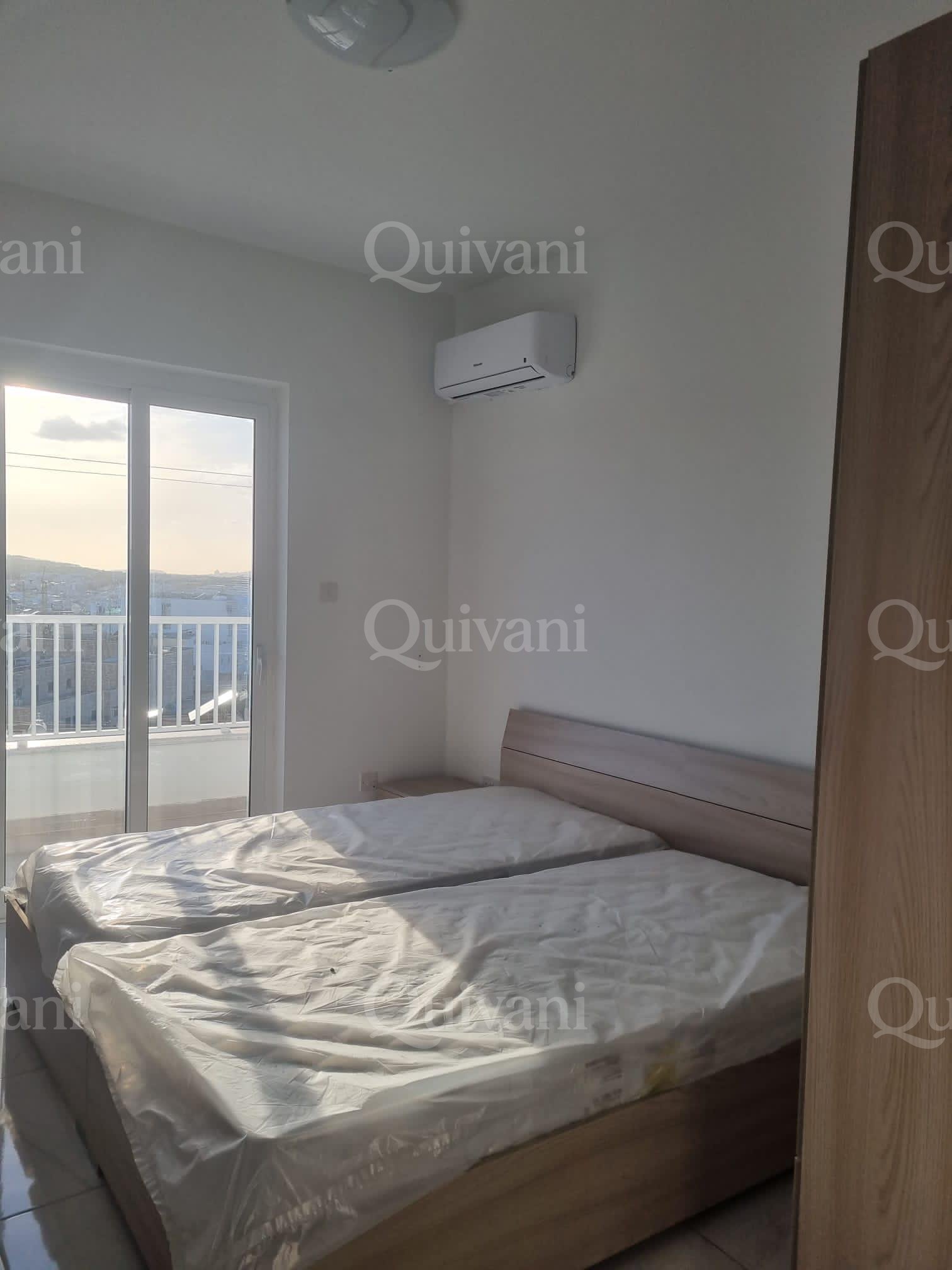 Naxxar, Furnished Penthouse