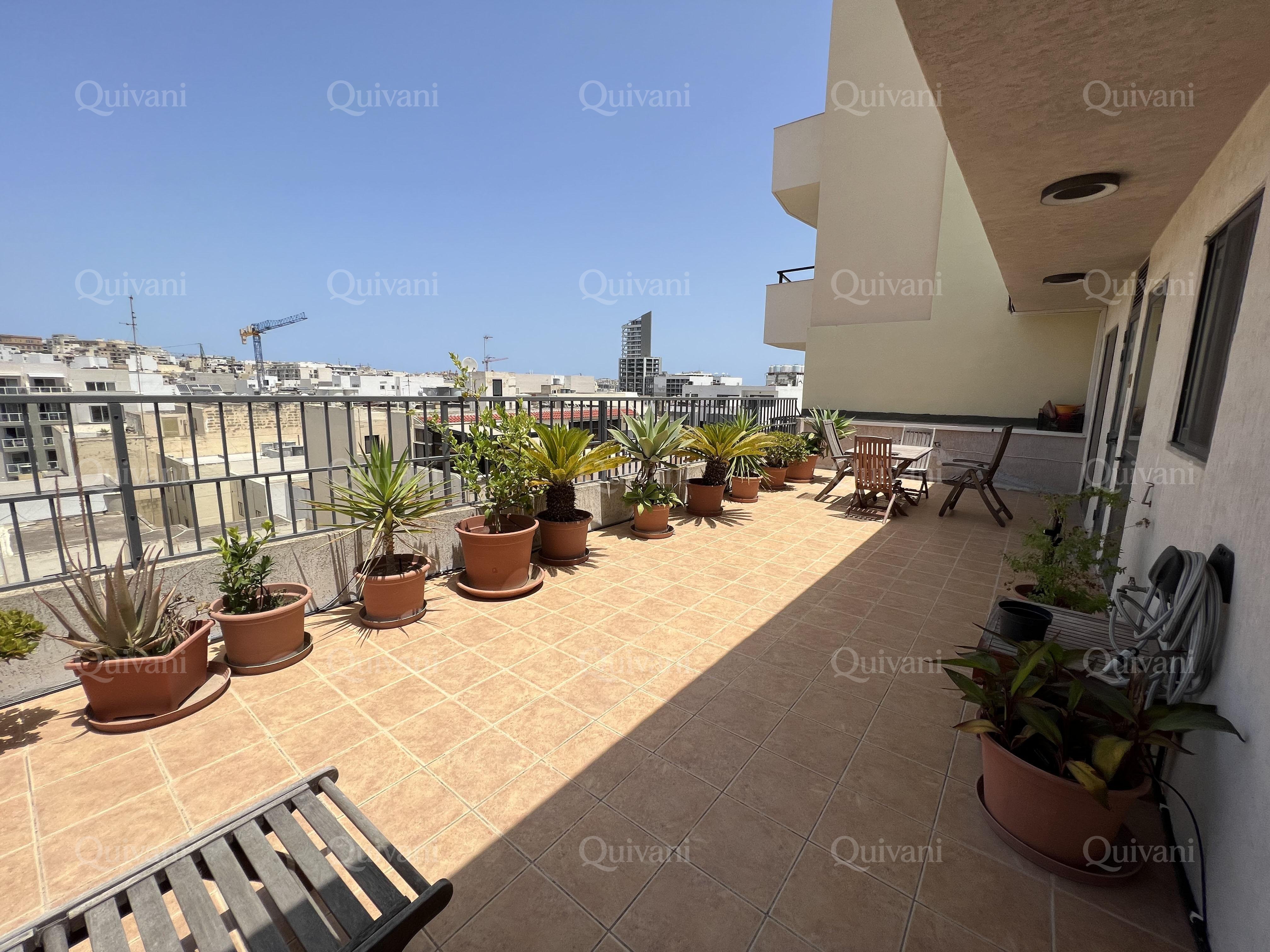 Gzira, Furnished Penthouse