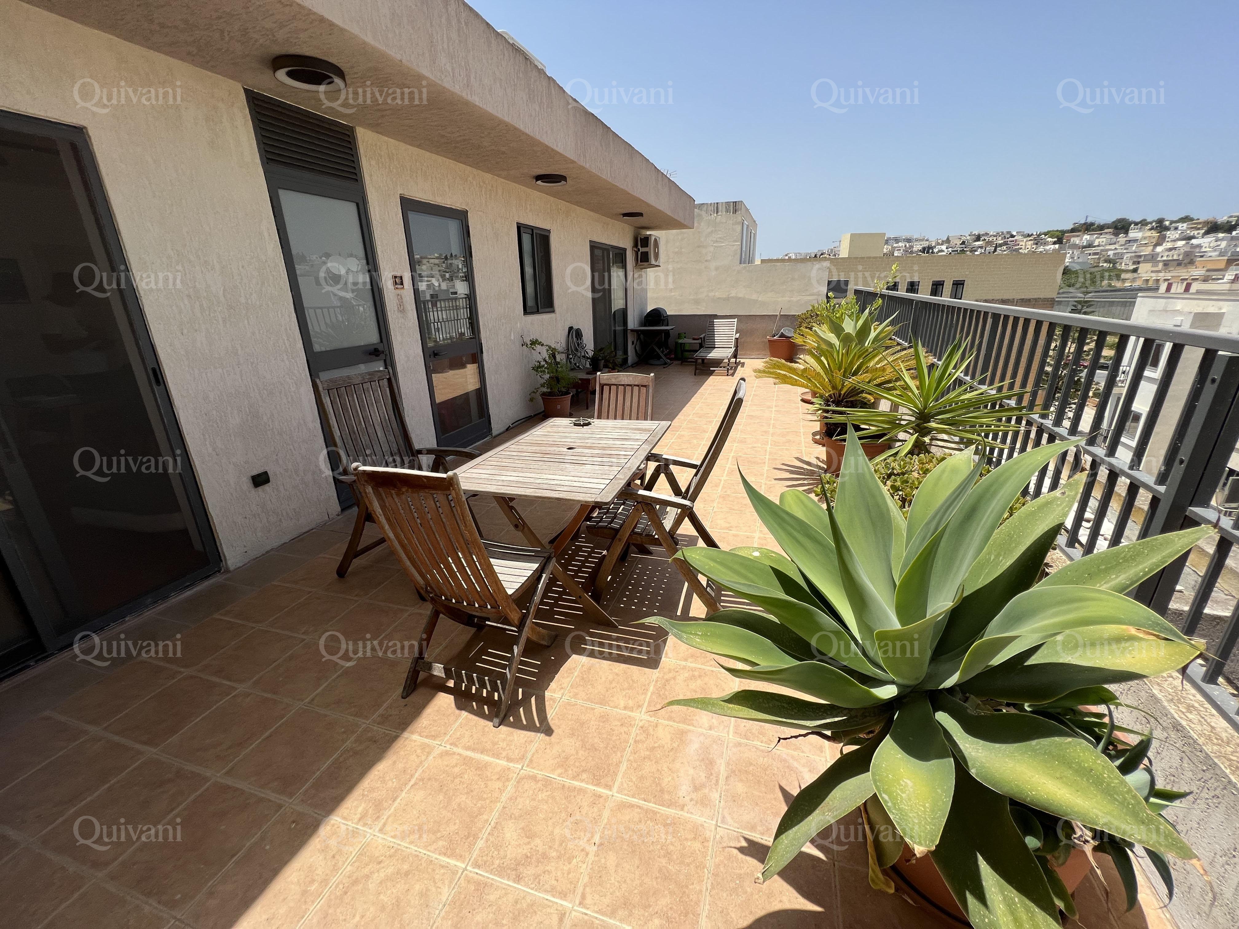 Gzira, Furnished Penthouse
