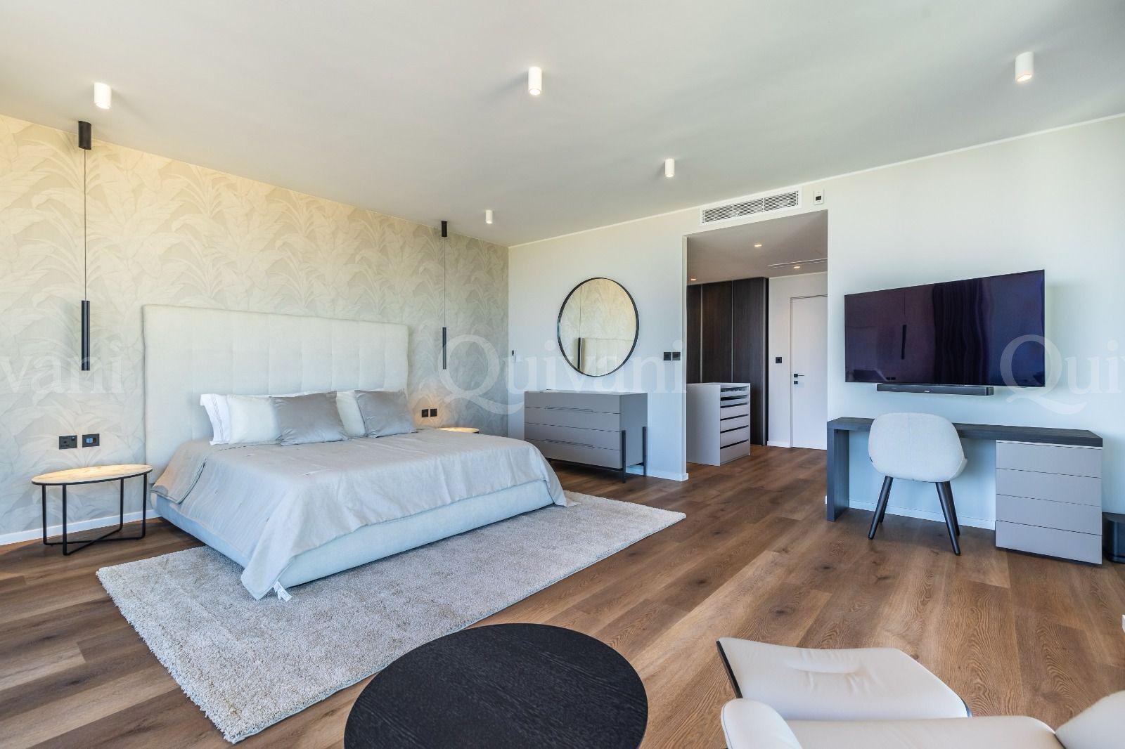 Madliena, Furnished Villa