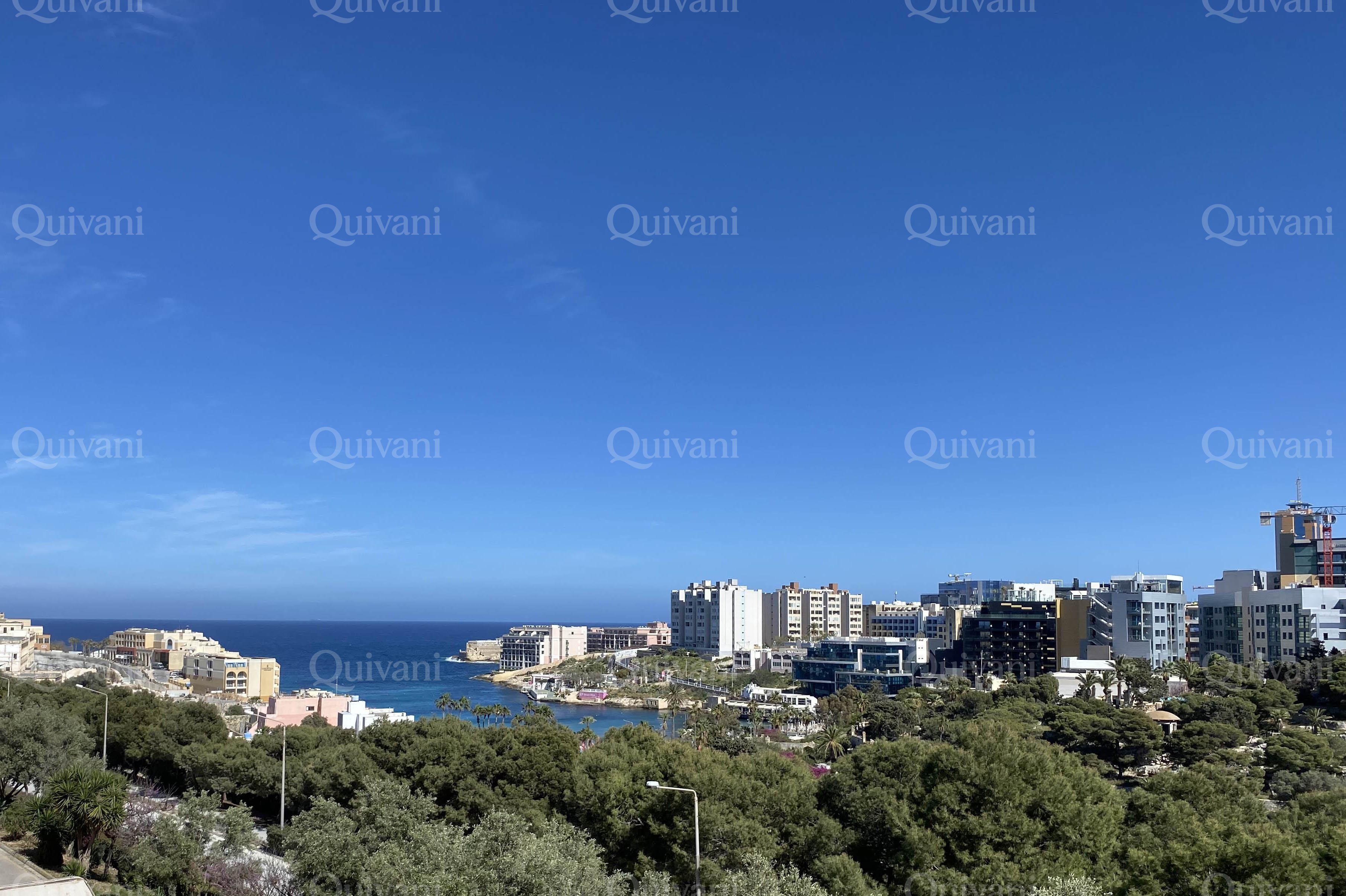 Pembroke, Furnished Semi-detached Villa