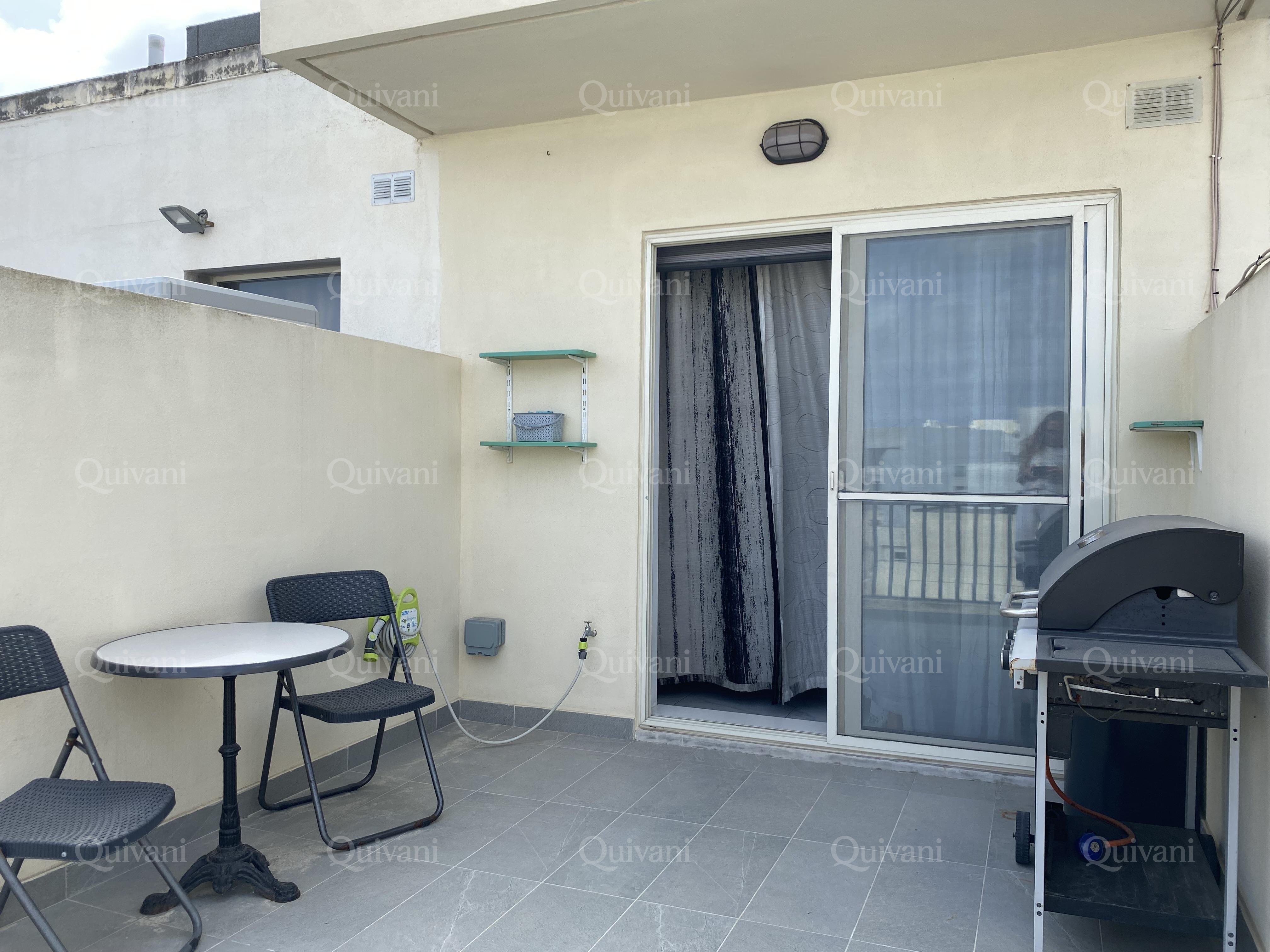 Qormi, Furnished Penthouse