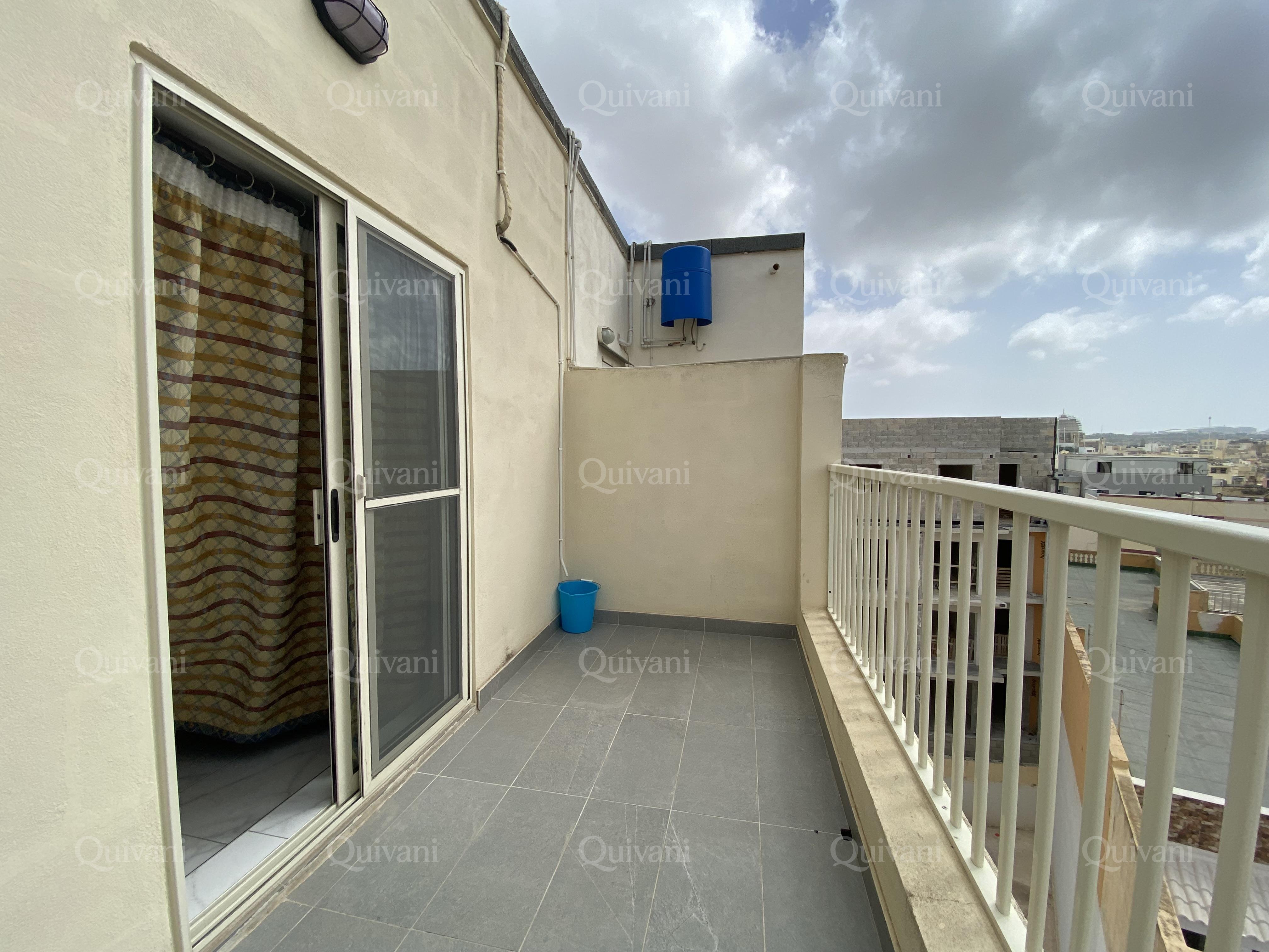 Qormi, Furnished Penthouse