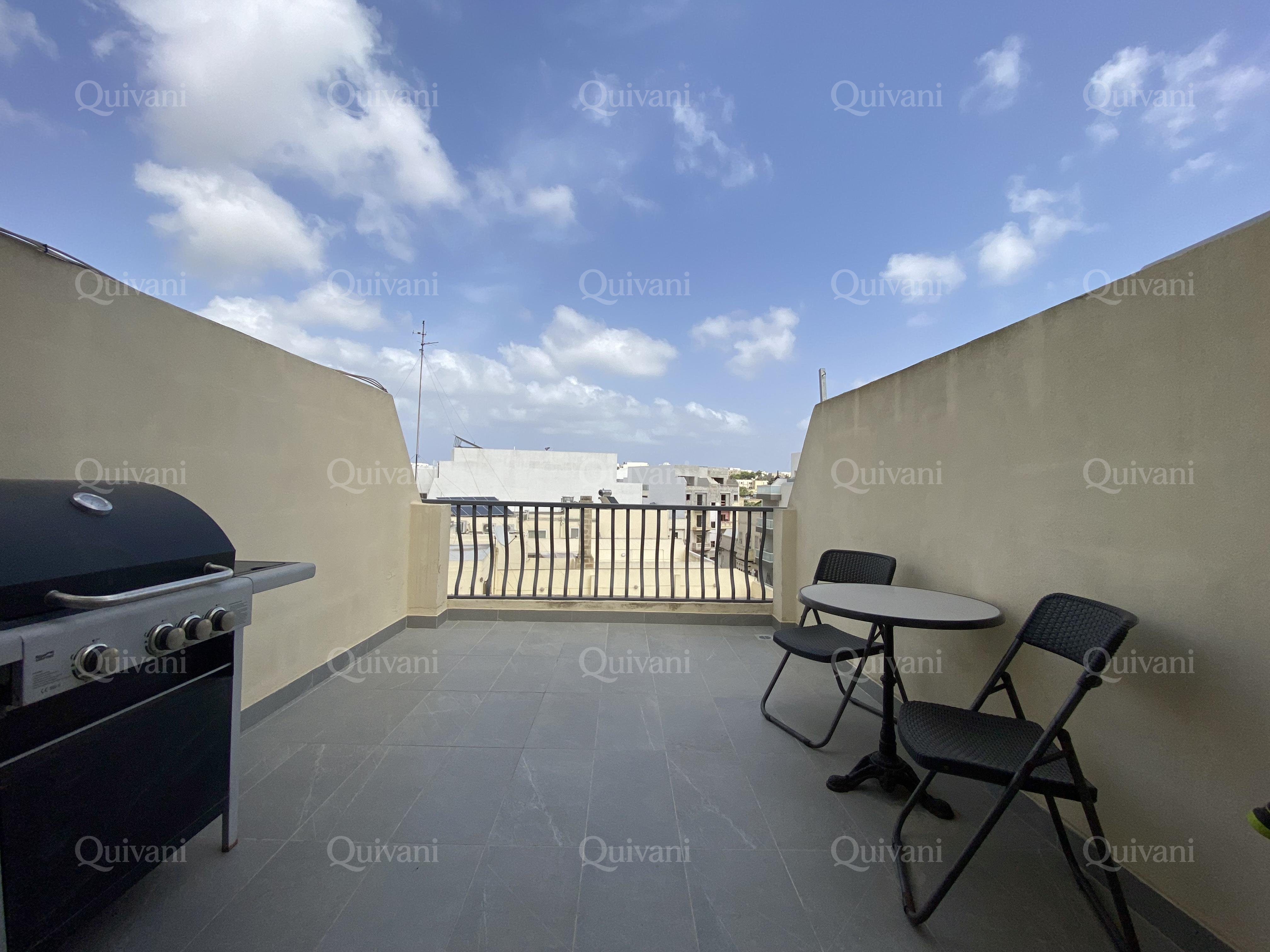 Qormi, Furnished Penthouse