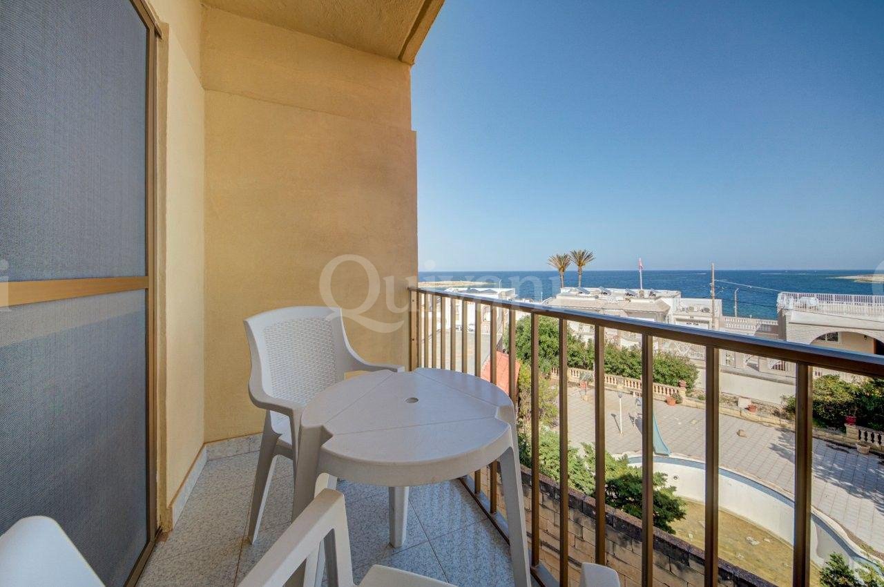 Qawra sea view apartment