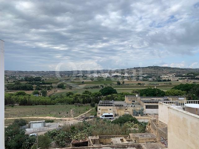 Qawra airspace