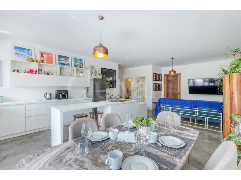 Modern One Bedroom Apartment