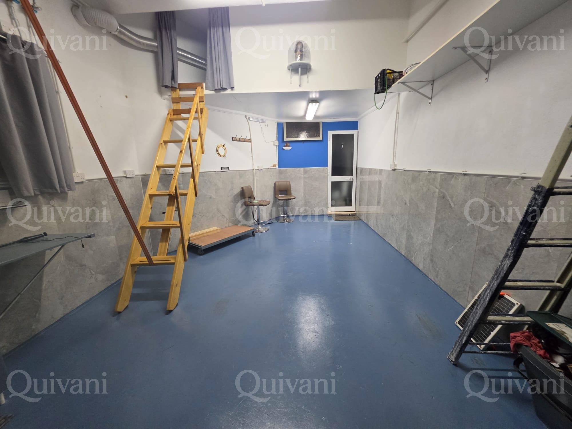 Qawra, Finished, Garage