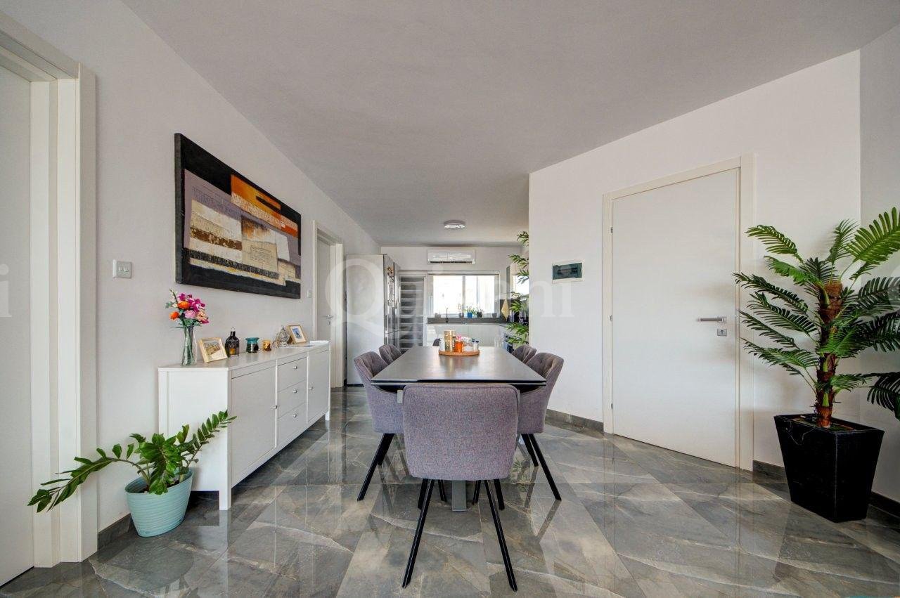 Santa Venera Duplex Penthouse with full ownership of Airspace