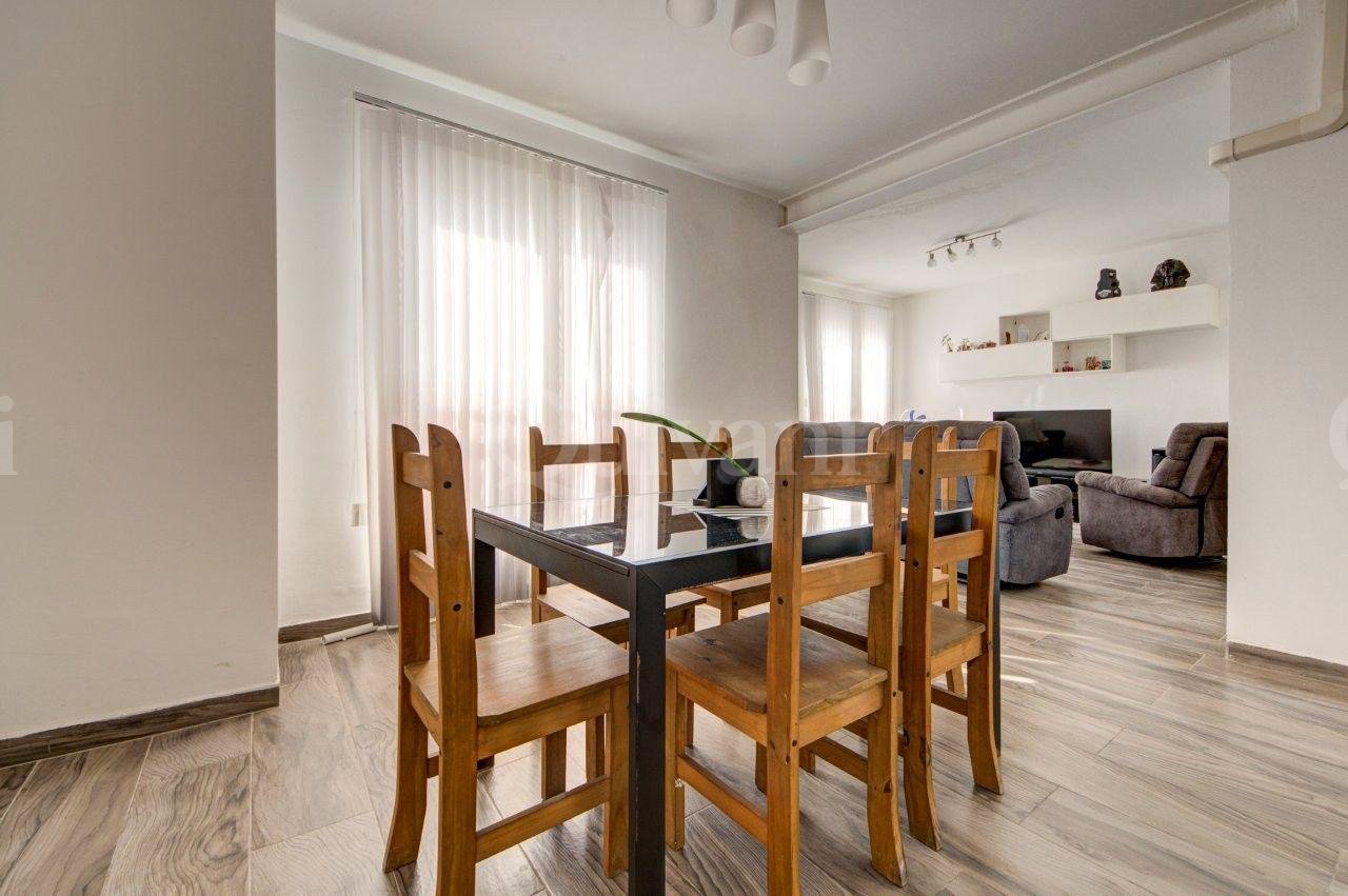 Santa Venera Duplex Penthouse with full ownership of Airspace