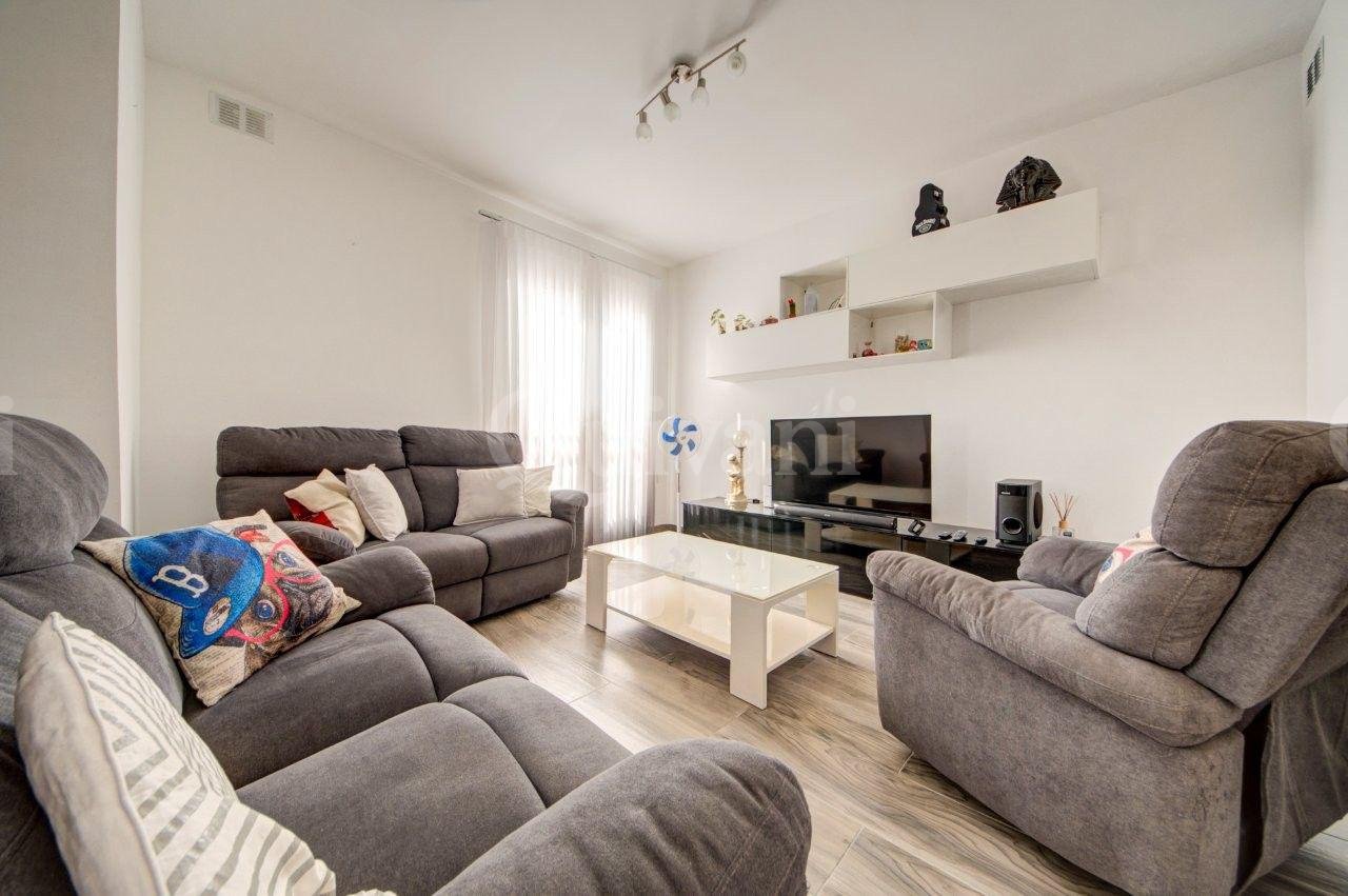 Santa Venera Duplex Penthouse with full ownership of Airspace
