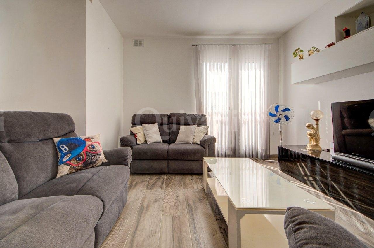 Santa Venera Duplex Penthouse with full ownership of Airspace