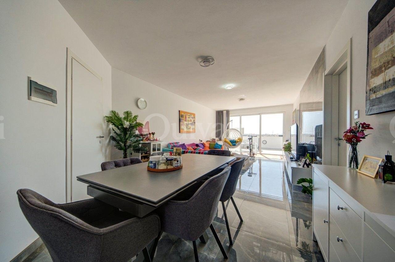 Santa Venera Duplex Penthouse with full ownership of Airspace