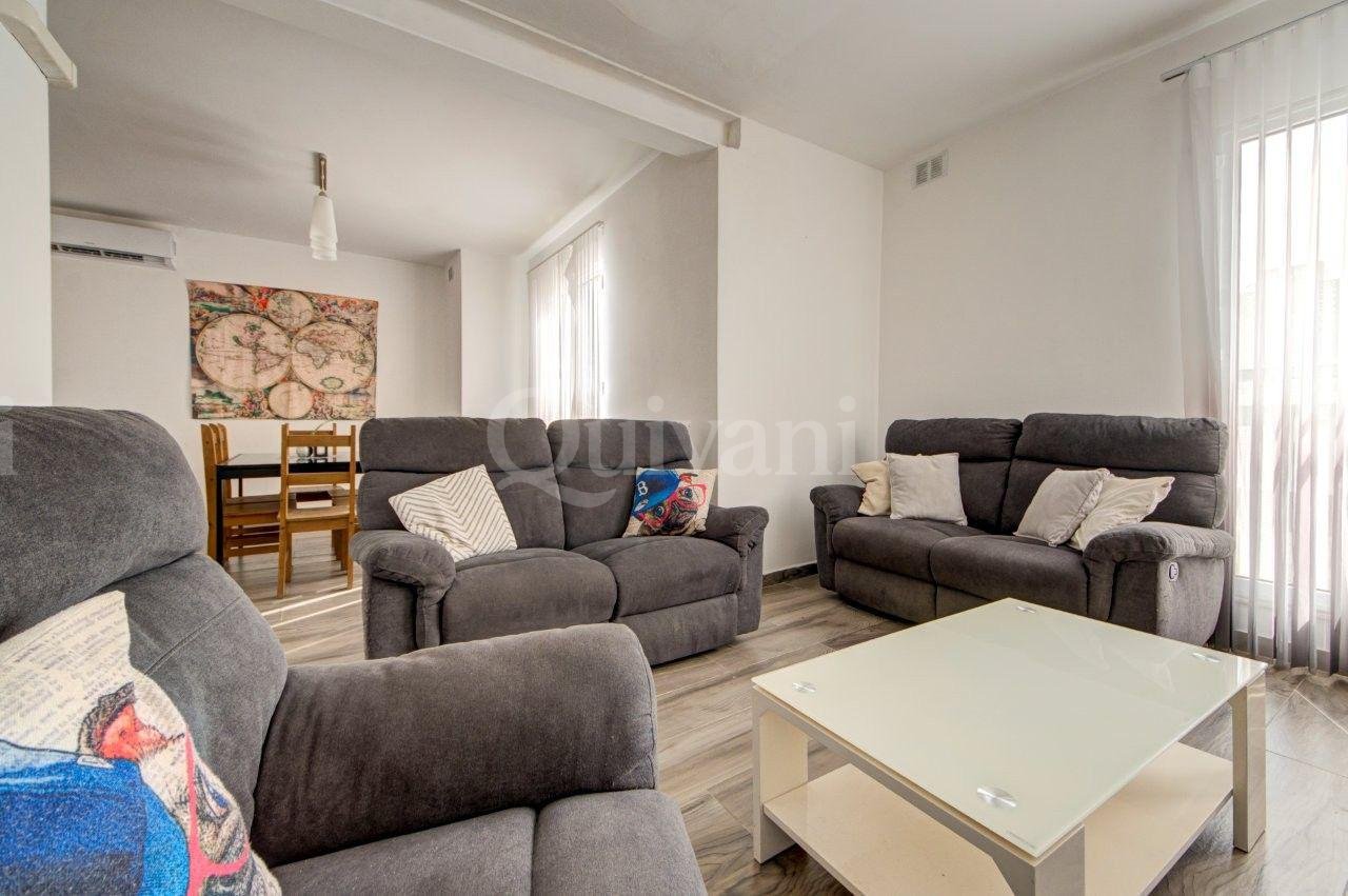 Santa Venera Duplex Penthouse with full ownership of Airspace
