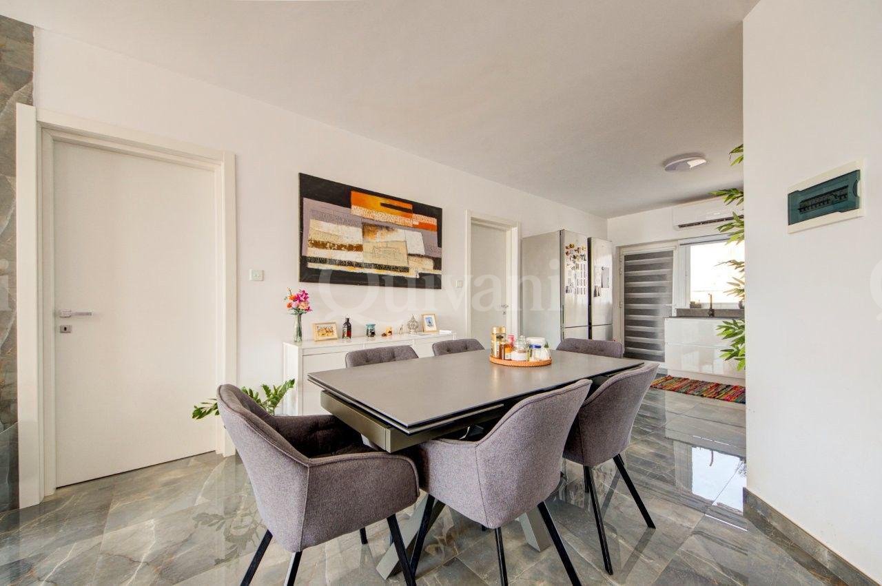 Santa Venera Duplex Penthouse with full ownership of Airspace