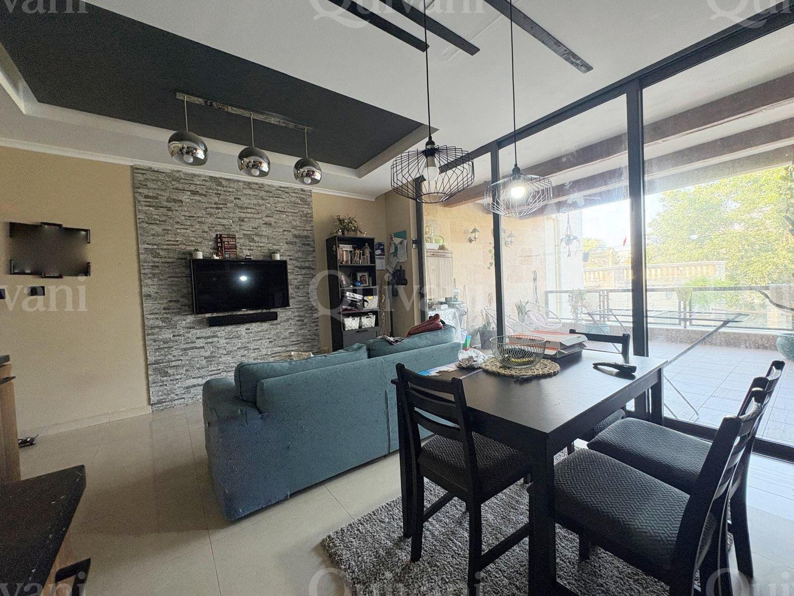 Elevated Maisonette with valley views _ Mosta