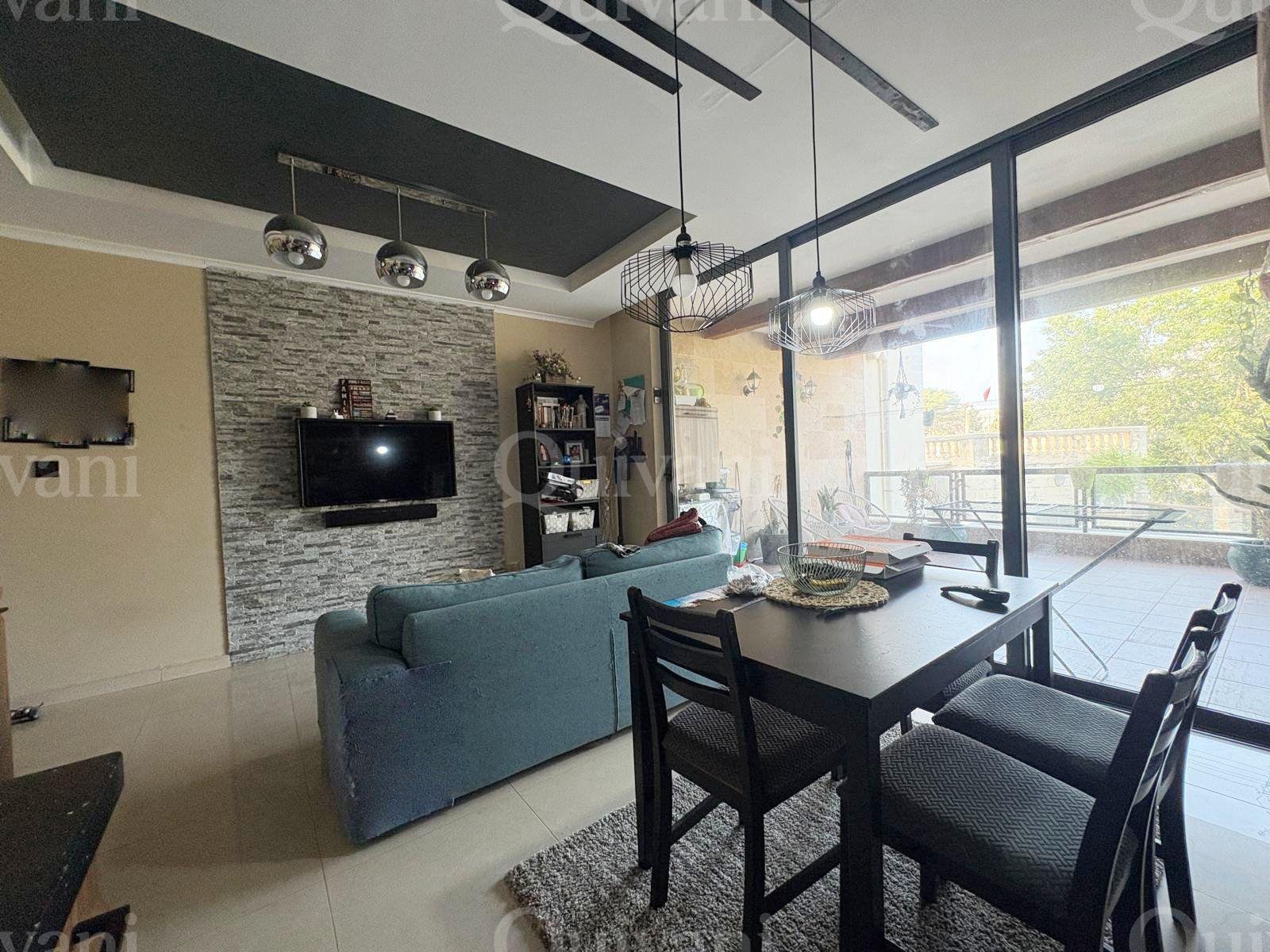 Elevated Maisonette with valley views _ Mosta