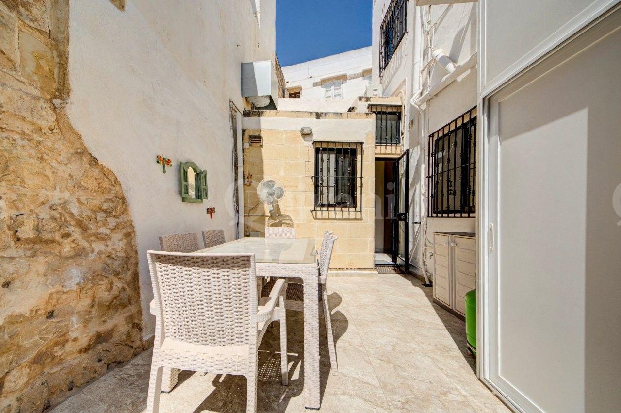 Converted Townhouse in Siggiewi