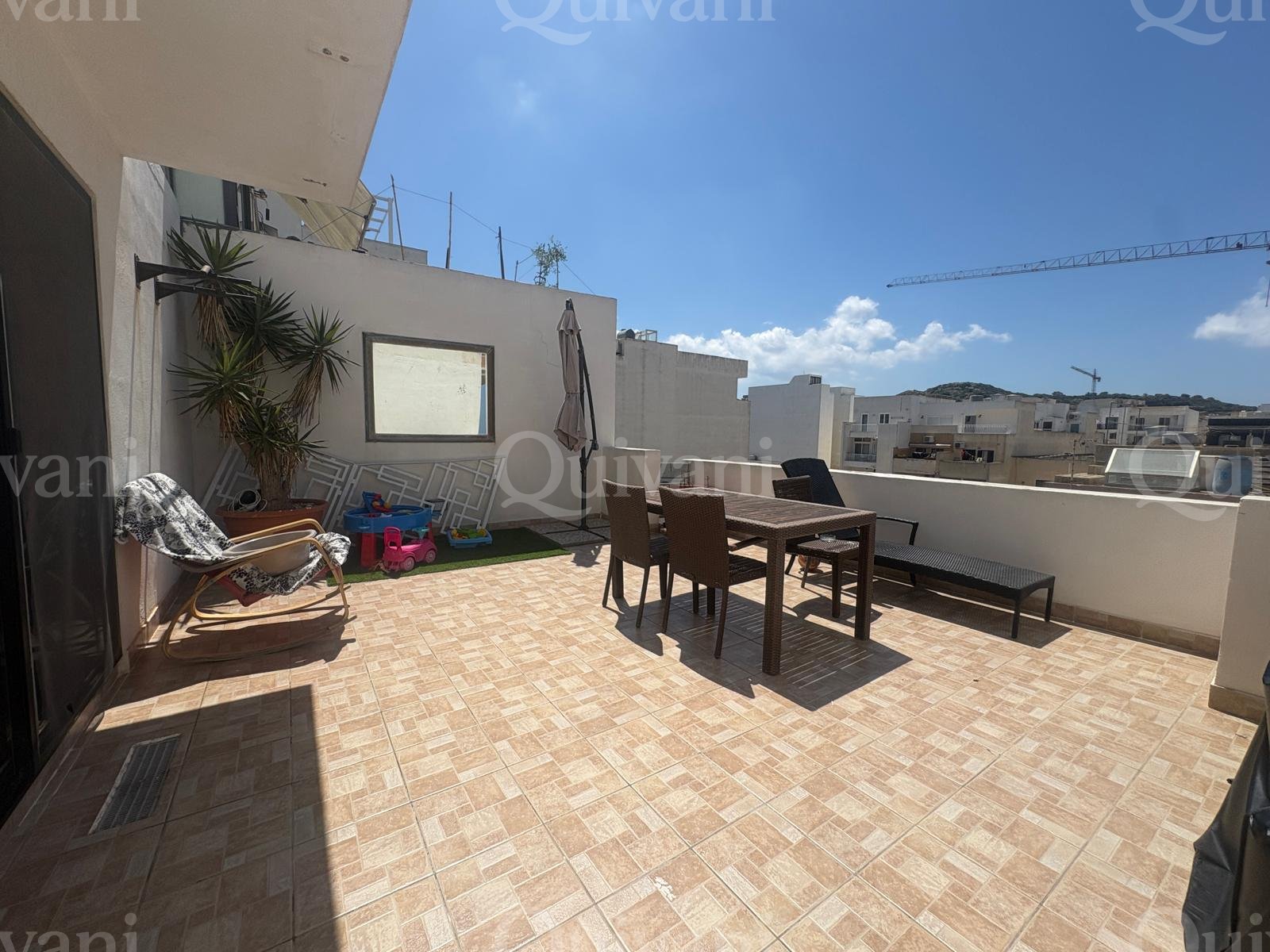 Duplex Penthouse with Airspace in St Paul's Bay