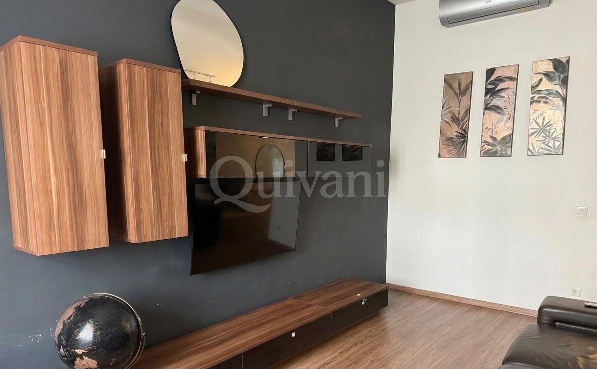 Townhouse in Hamrun with Street Level Garage