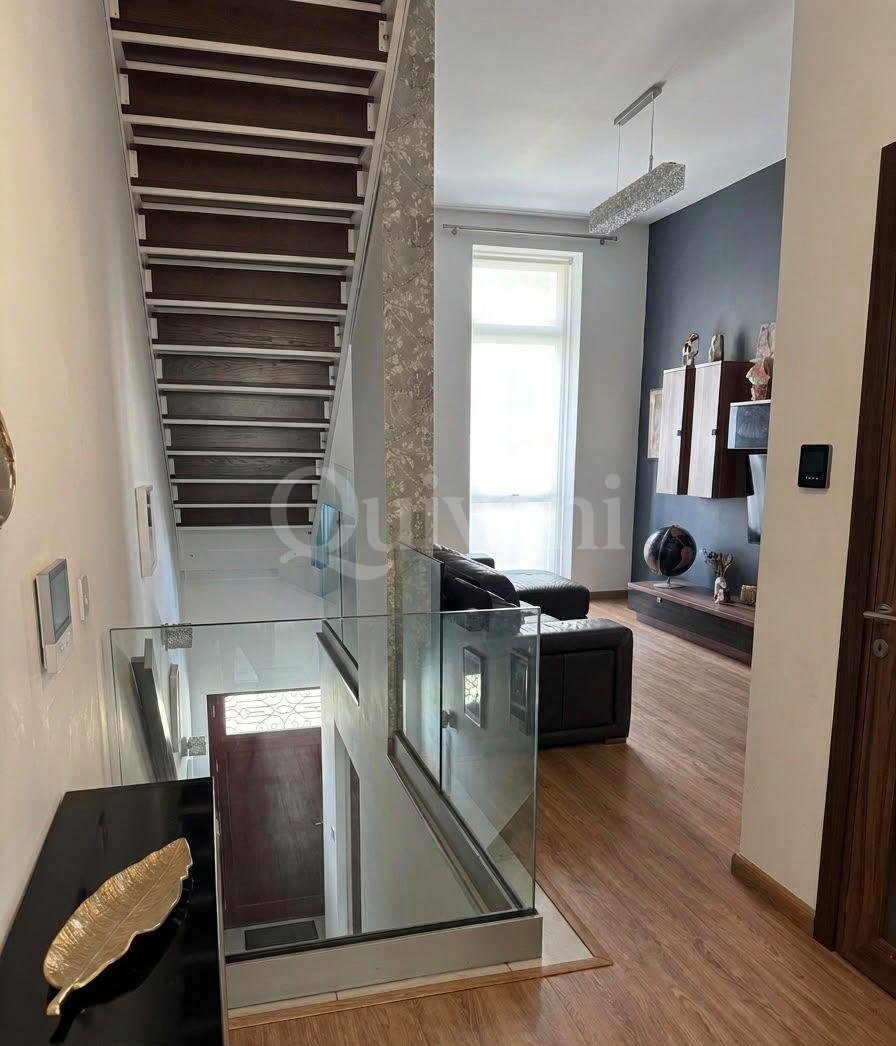 Townhouse in Hamrun with Street Level Garage