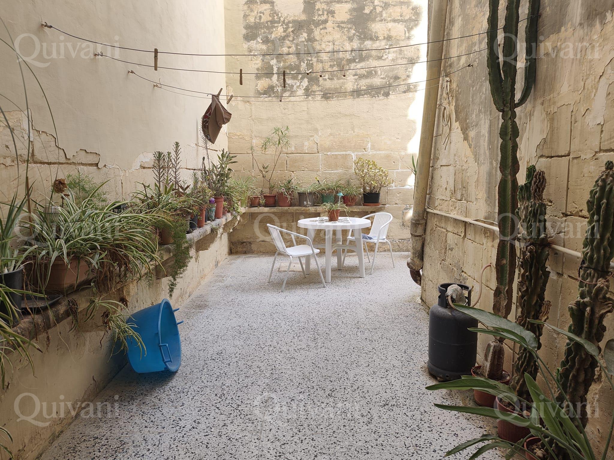 Mosta, Unconverted, Townhouse