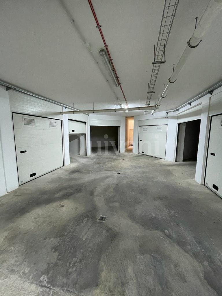 Qawra, Finished Garage